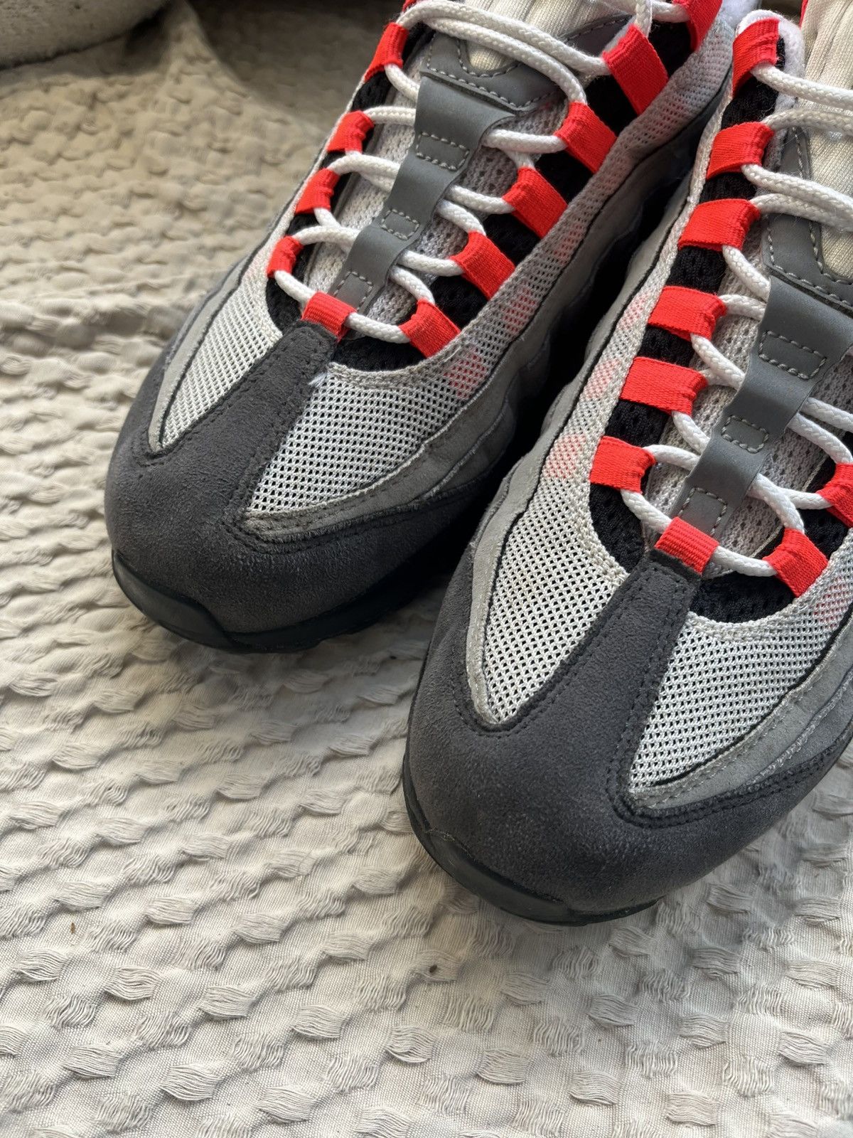 Nike Air max 95 solar red (2018) Size US 9 / EU 42 - 3 Thumbnail