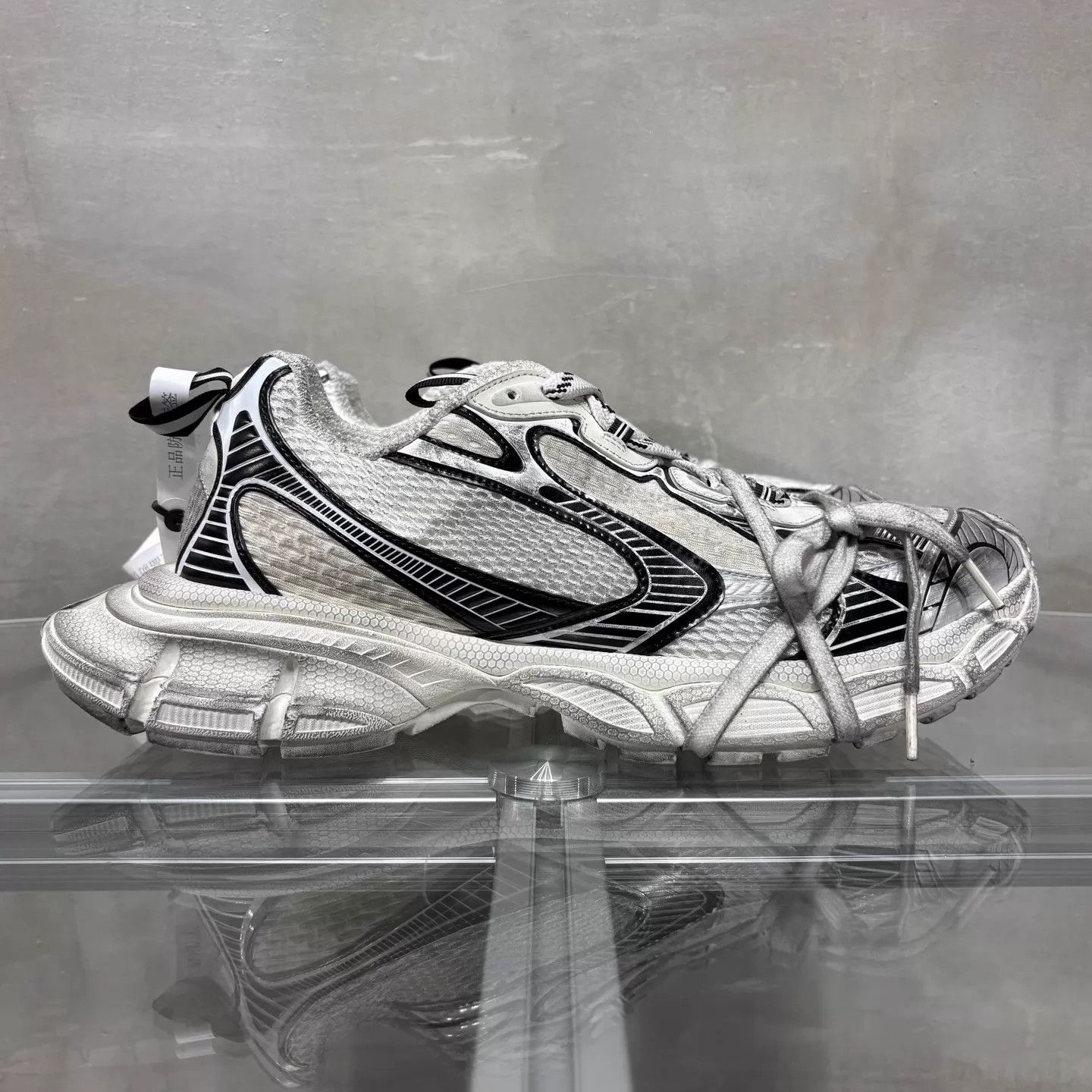 Balenciaga BLCG 3XL Distressed Gray Dad Sneaker 45 (New with Box) Size US 12 / EU 45 - 4 Thumbnail