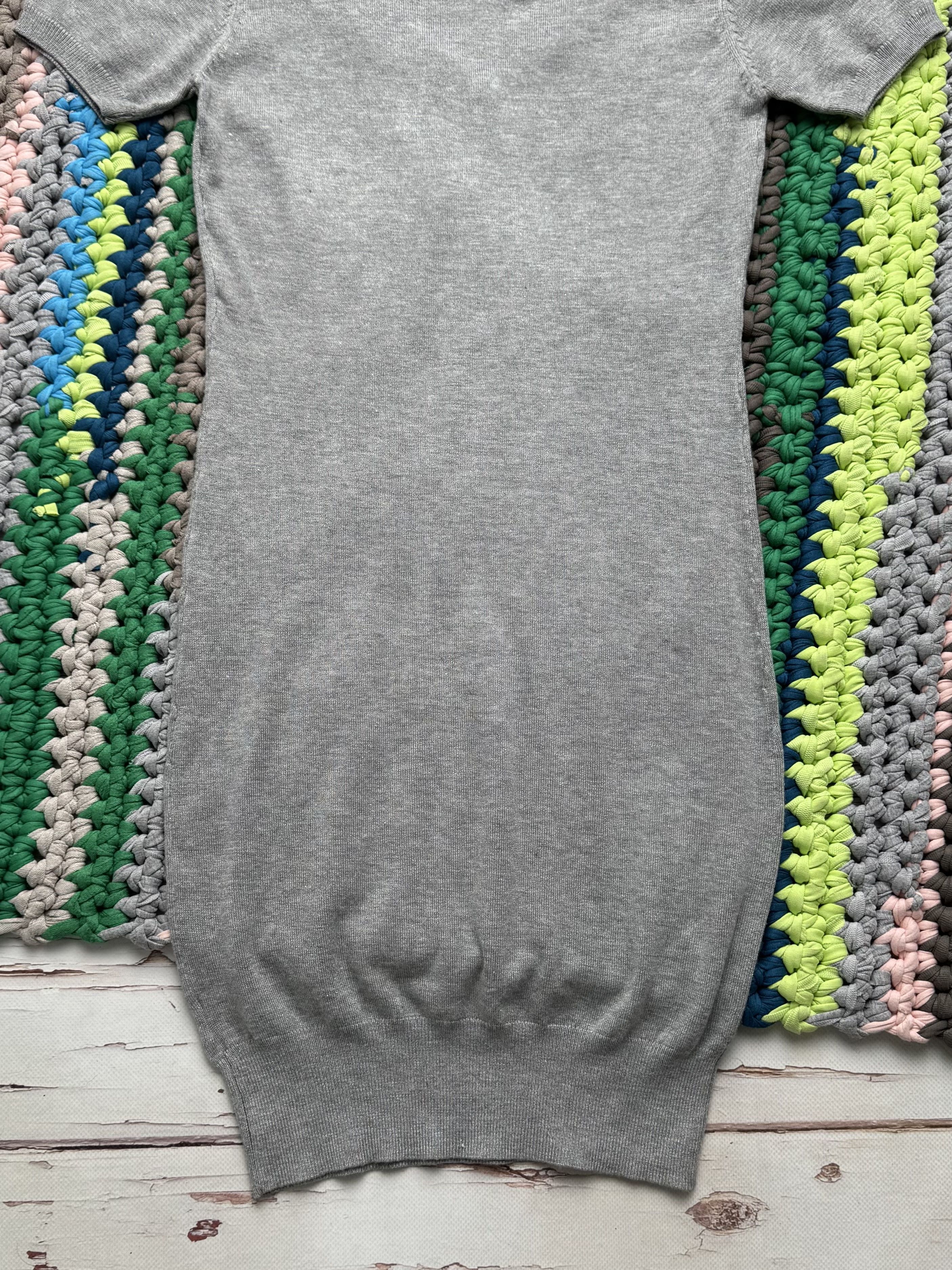 Love Moschino Love Moschino Grey Knit Dress V Neck Bodycon Short Sleeve Size XS / US 0-2 / IT 36-38 - 8 Thumbnail