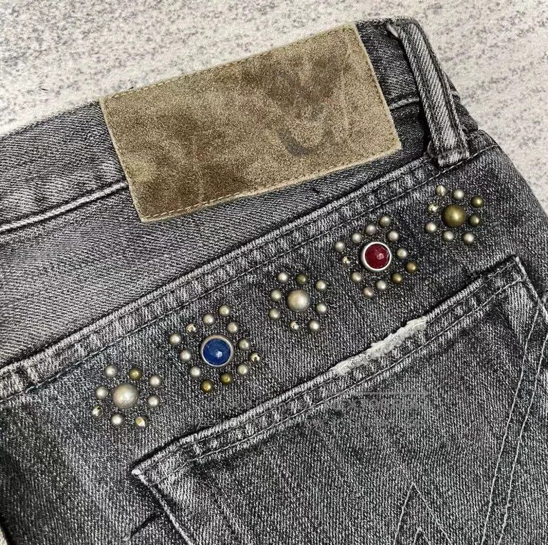 Neighborhood Neighborhood size M Jeans Size US 27 - 3 Thumbnail