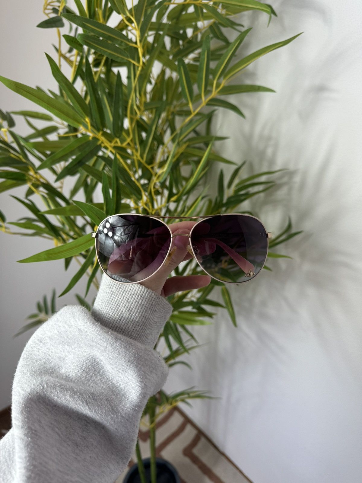 Vivienne Westwood VIVIENNE WESTWOOD VINTAGE PURPLE SUNGLASSES Size ONE SIZE - 1 Thumbnail