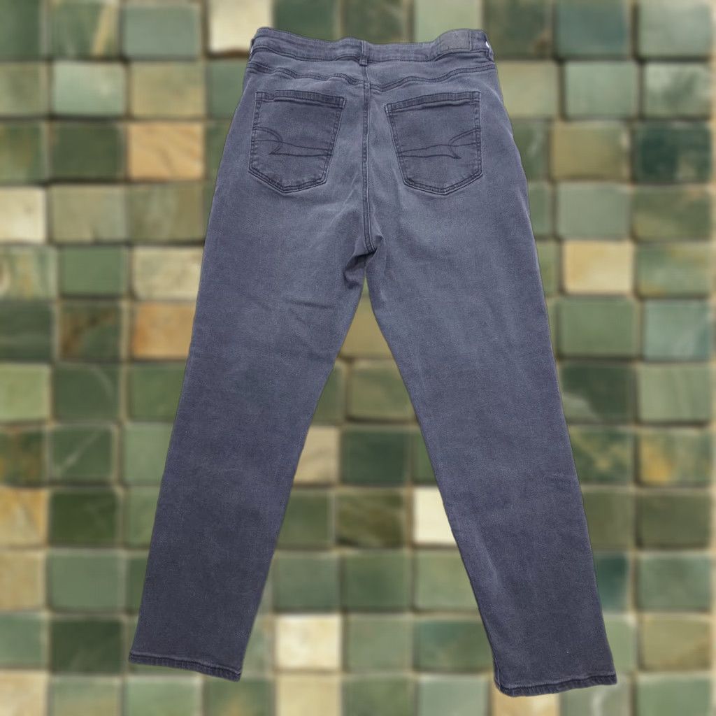 American Eagle Outfitters VINTAGE American Eagle Mom Jeans Womens 10 Black Stretch Denim High Rise EUC Size 27" / US 4 / IT 40 - 1 Thumbnail