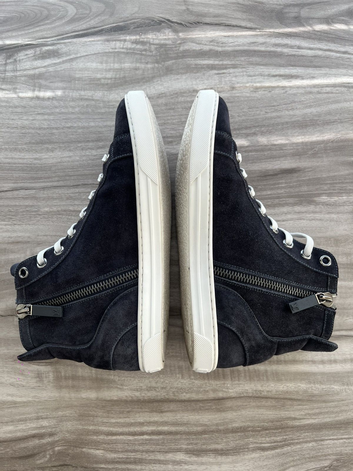 Louis Vuitton Louis Vuitton Peace Sign Monogram High Size 9.5 (UK 7) Men’s Size US 9.5 / EU 42-43 - 3 Thumbnail