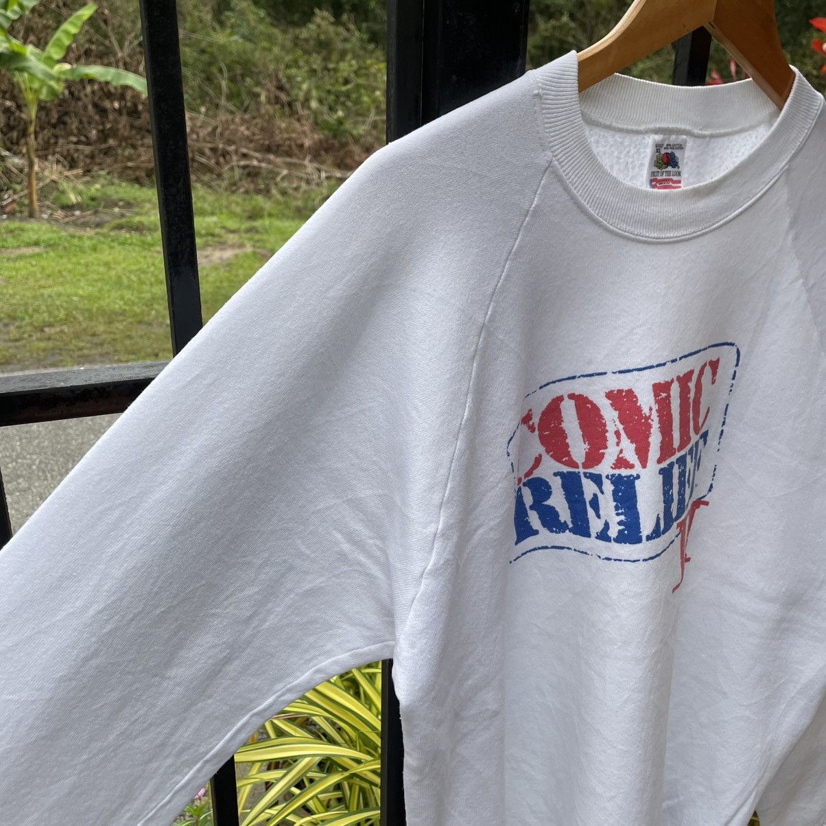 Vintage 🔥Vintage 90s Comic Relief XI Promo TV Show Raglan Sweatshirt Size US M / EU 48-50 / 2 - 7 Thumbnail