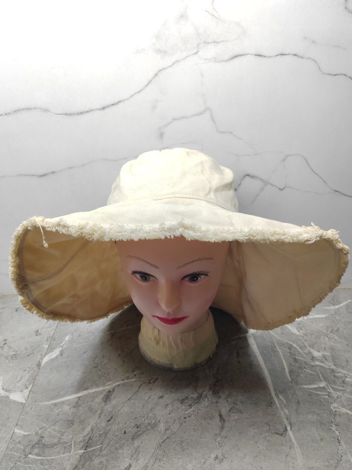 Burberry Burberry Bucket Hat Size ONE SIZE - 3 Thumbnail