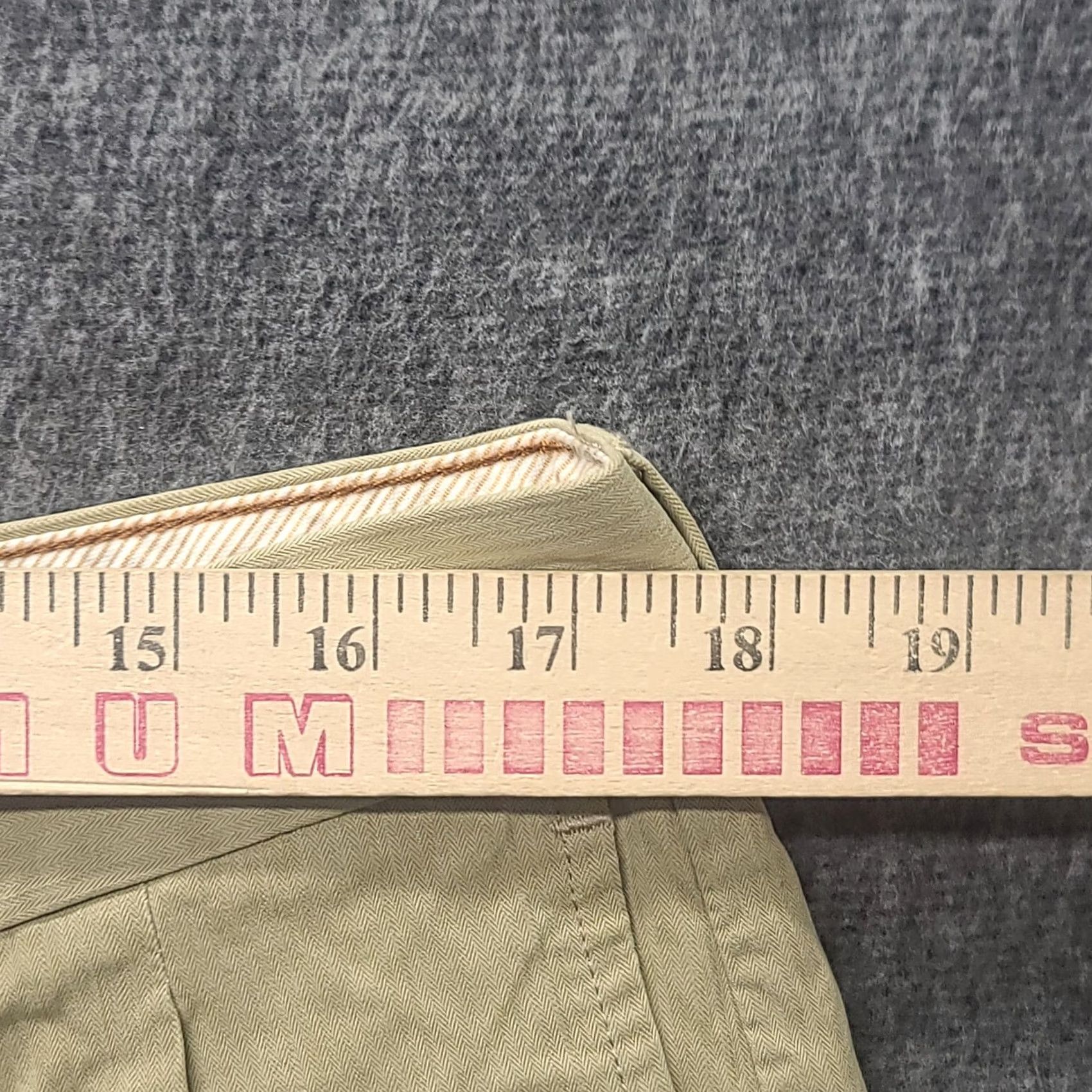 Tommy Bahama Tommy Bahama Shorts Mens 36 Regular Fit Silk Bamboo Rayon Beach Casual Beige Solid Front Pockets Size US 36 / EU 52 - 3 Thumbnail