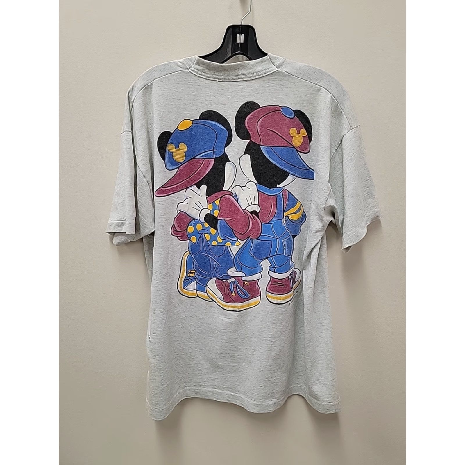 Fruit Of The Loom VINTAGE Mickey Mouse Minnie Mouse Graphic T-shirt Mens XL Gray 90s Cartoon Hip Hop Rap Shirt Mens XL Size US XL / EU 56 / 4 - 4 Thumbnail