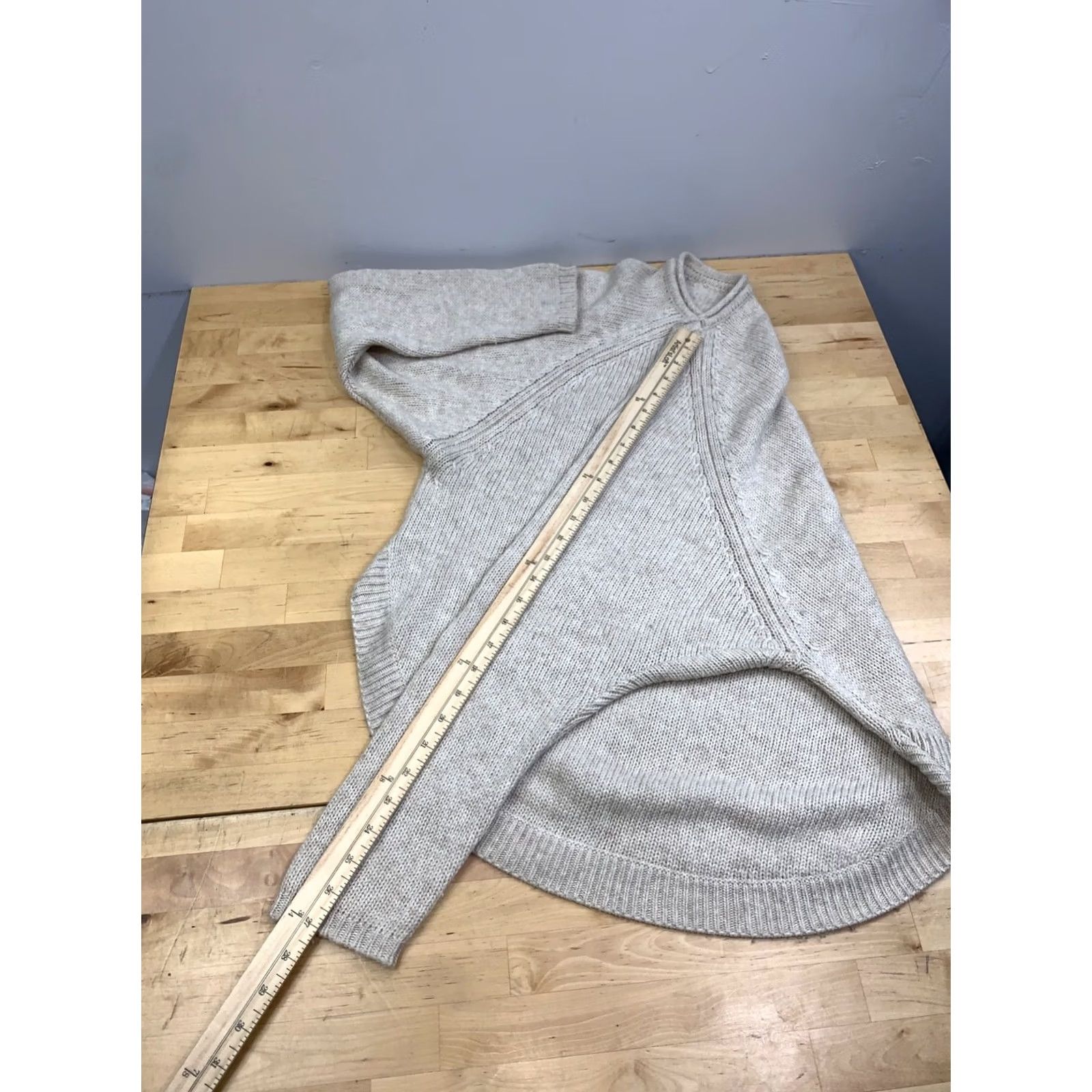 Saks Fifth Avenue Saks Fifth Avenue Wool Cashmere Blend Sweater Women L Beige Casual Oversize 13203 Size L / US 10 / IT 46 - 6 Thumbnail