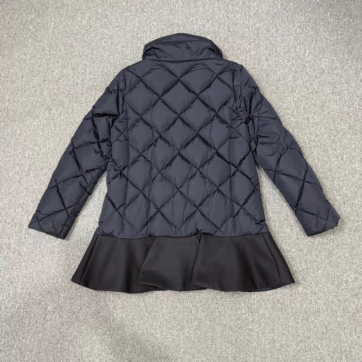 Moncler Moncler Black Quilted Skirted Puffer Coat Size 3 Mint Size L / US 10 / IT 46 - 2 Thumbnail