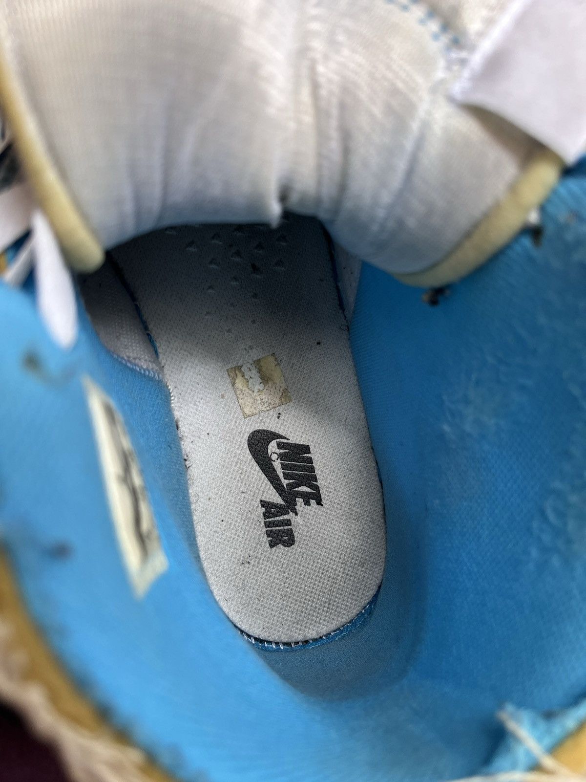 Jordan Brand × Off-White AIR JORDAN 1 x OFF WHITE UNC Size US 12 / EU 45 - 16 Thumbnail