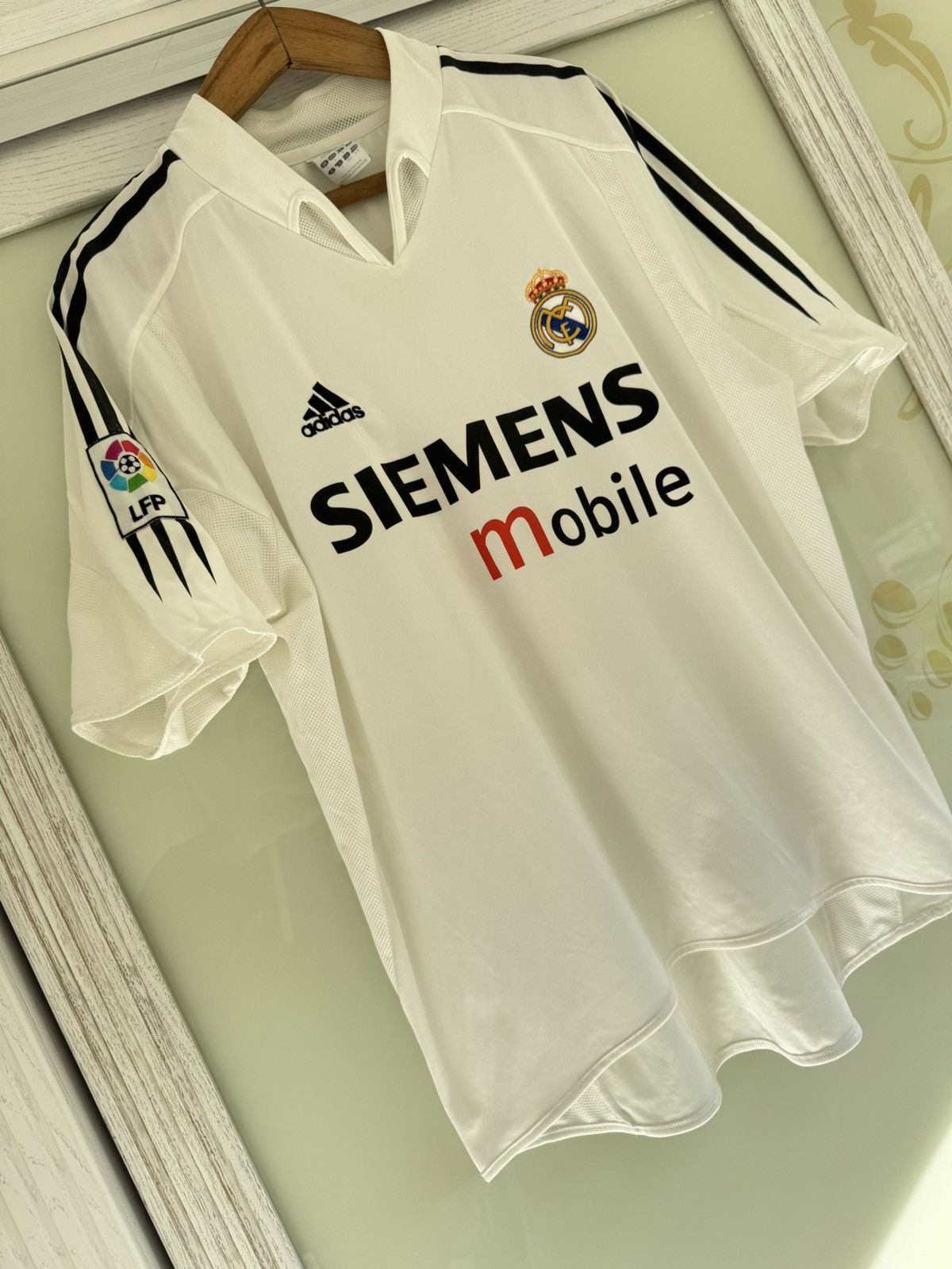 Adidas Ronaldo #9 Real Madrid 2004-2005 Vintage Soccer Jersey Shirt Size US L / EU 52-54 / 3 - 6 Thumbnail