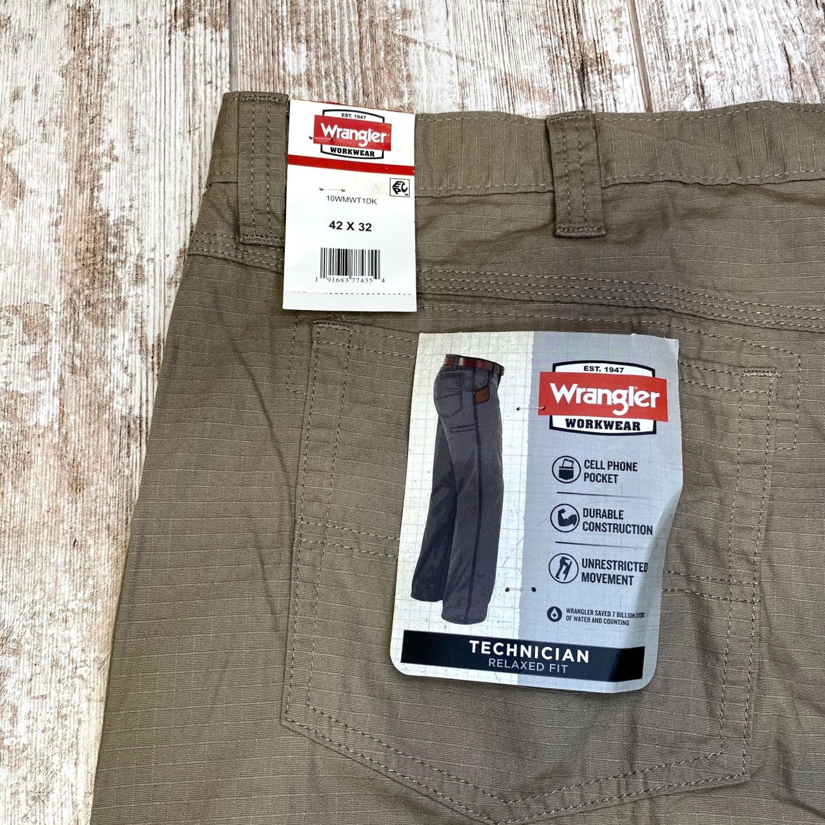 Wrangler Wrangler Workwear Technician Pant 42x32 Khaki Relaxed Fit Cell Pocket Ripstop Men Pants 42 Khaki Ripstop Wrangler RIGGS Workwear 42 Mens Size US 42 / EU 58 - 6 Thumbnail