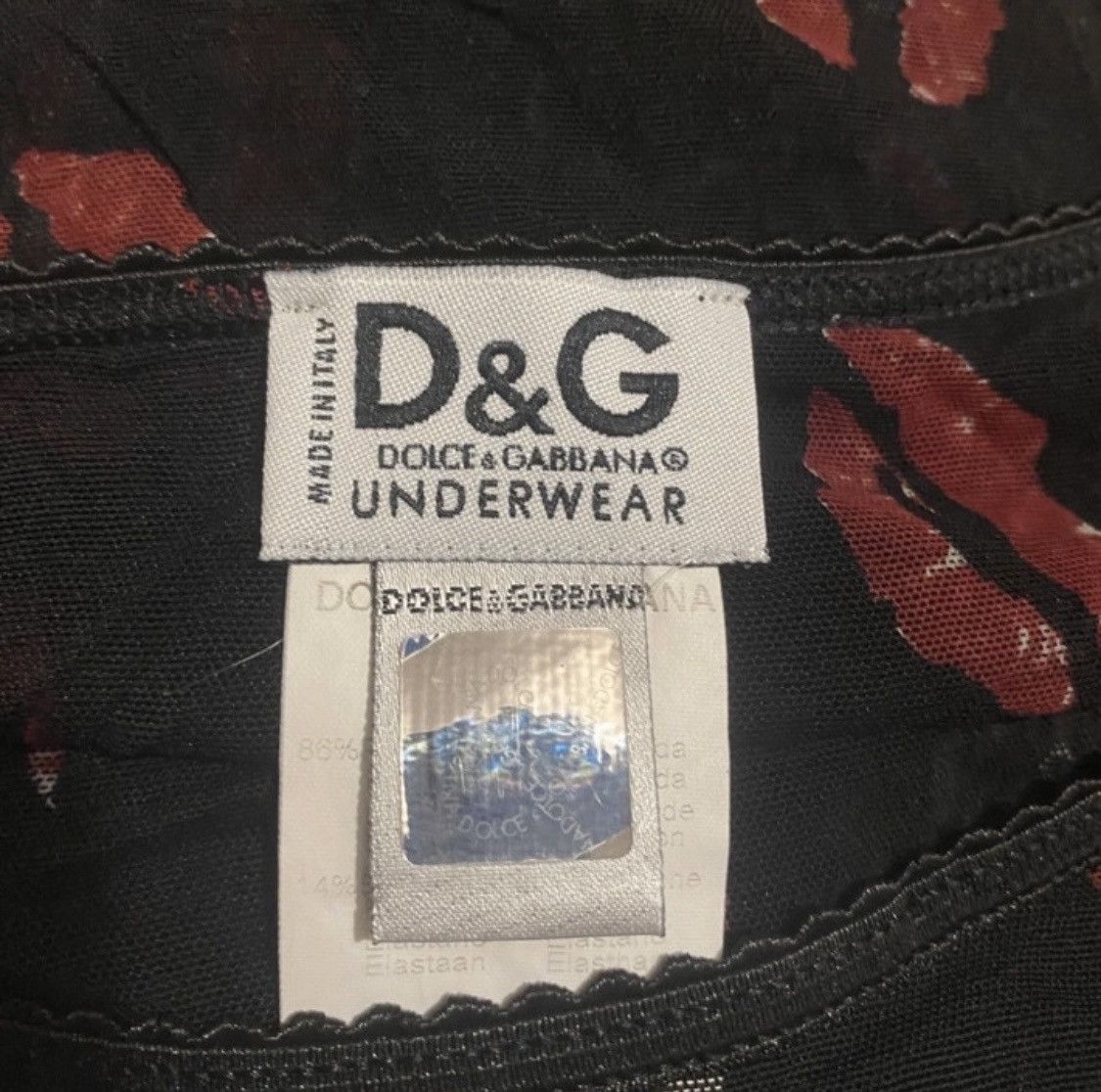 Dolce & Gabbana Luxury VINTAGE DOLCE & GABBANA UNDERWEAR RED LIPS VERY RARE Size US S / EU 44-46 / 1 - 2 Thumbnail