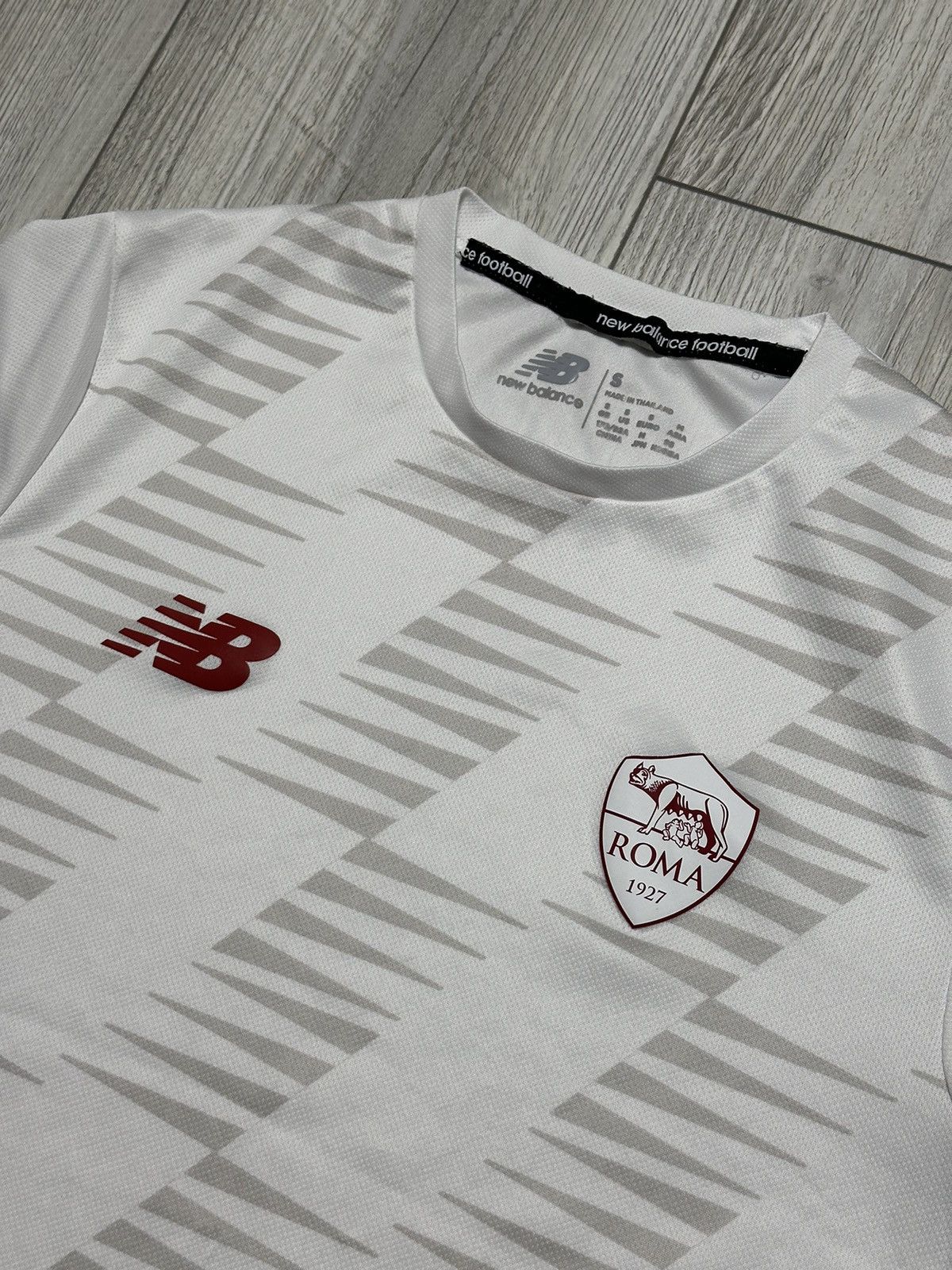 New Balance New Balance AS Roma Football Soccer Jersey Size US S / EU 44-46 / 1 - 2 Thumbnail