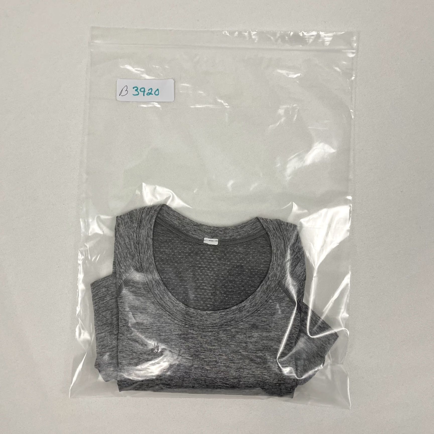 Lululemon Lululemon Swiftly Tech Shirt Size 6 Gray Active Fitness Gym Short Sleeve Sports Womens Size M / US 6-8 / IT 42-44 - 8 Thumbnail