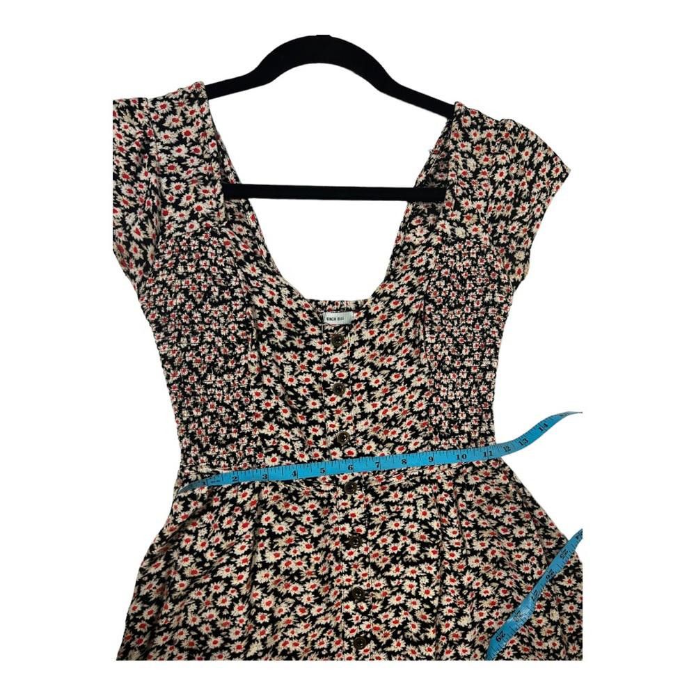 Urban Outfitters Urban Outfitters l Betty Smocked Fit & Flare Dress Size XS Size XS / US 0-2 / IT 36-38 - 5 Thumbnail