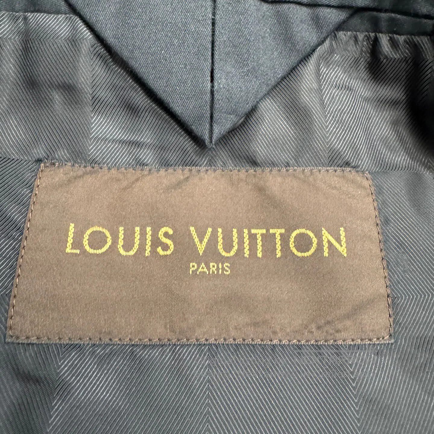 Louis Vuitton Louis Vuitton Wool coat| Size US M / EU 48-50 / 2 - 3 Thumbnail