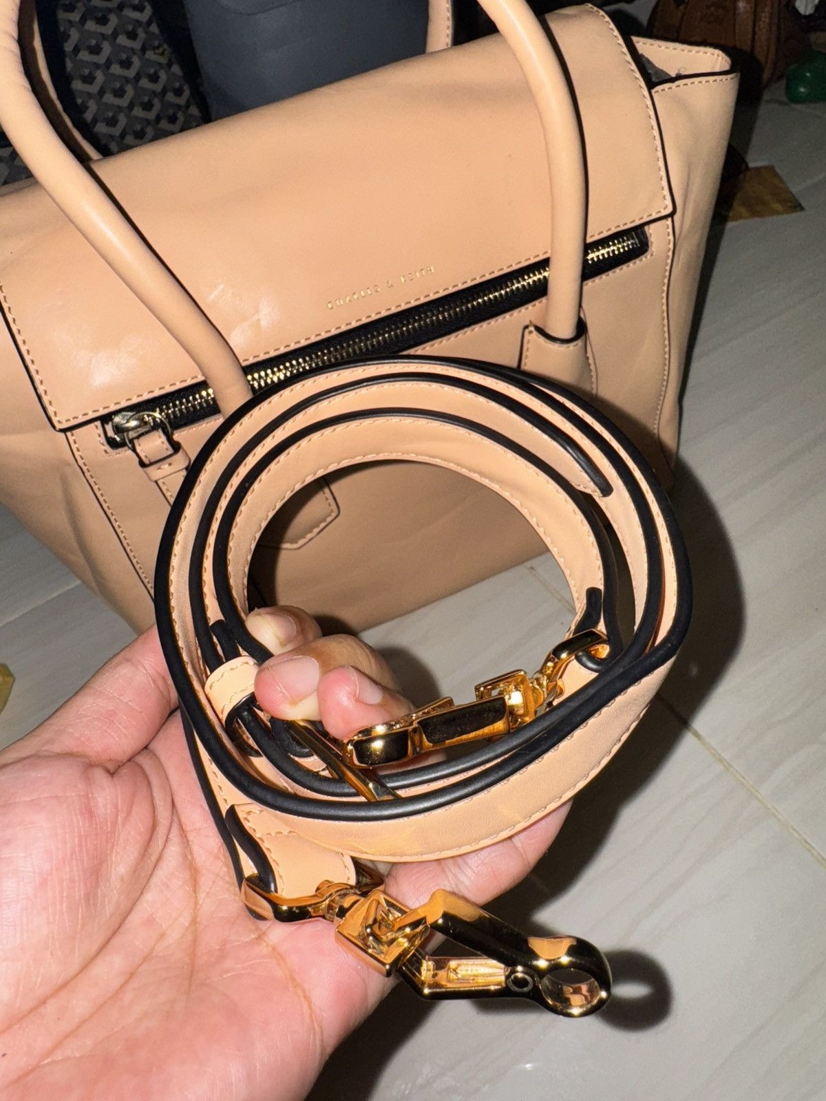 Other Charles & Keith Top Handel Bag Size ONE SIZE - 9 Thumbnail