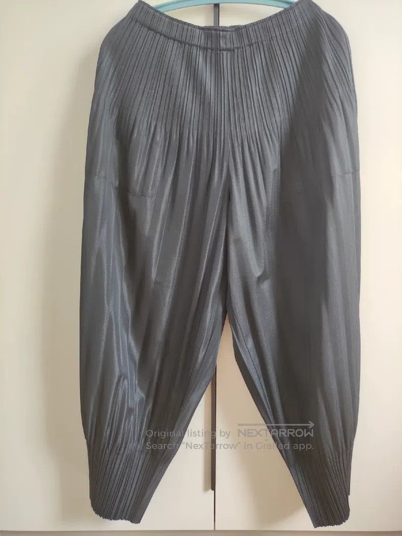 Issey Miyake Issey Miyake Black Puff Pants Size 26" / US 2 / IT 38 - 1 Thumbnail