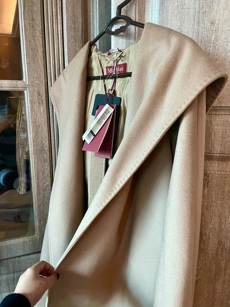 Max Mara Max Mara Women's camel coat Size L / US 10 / IT 46 - 3 Thumbnail