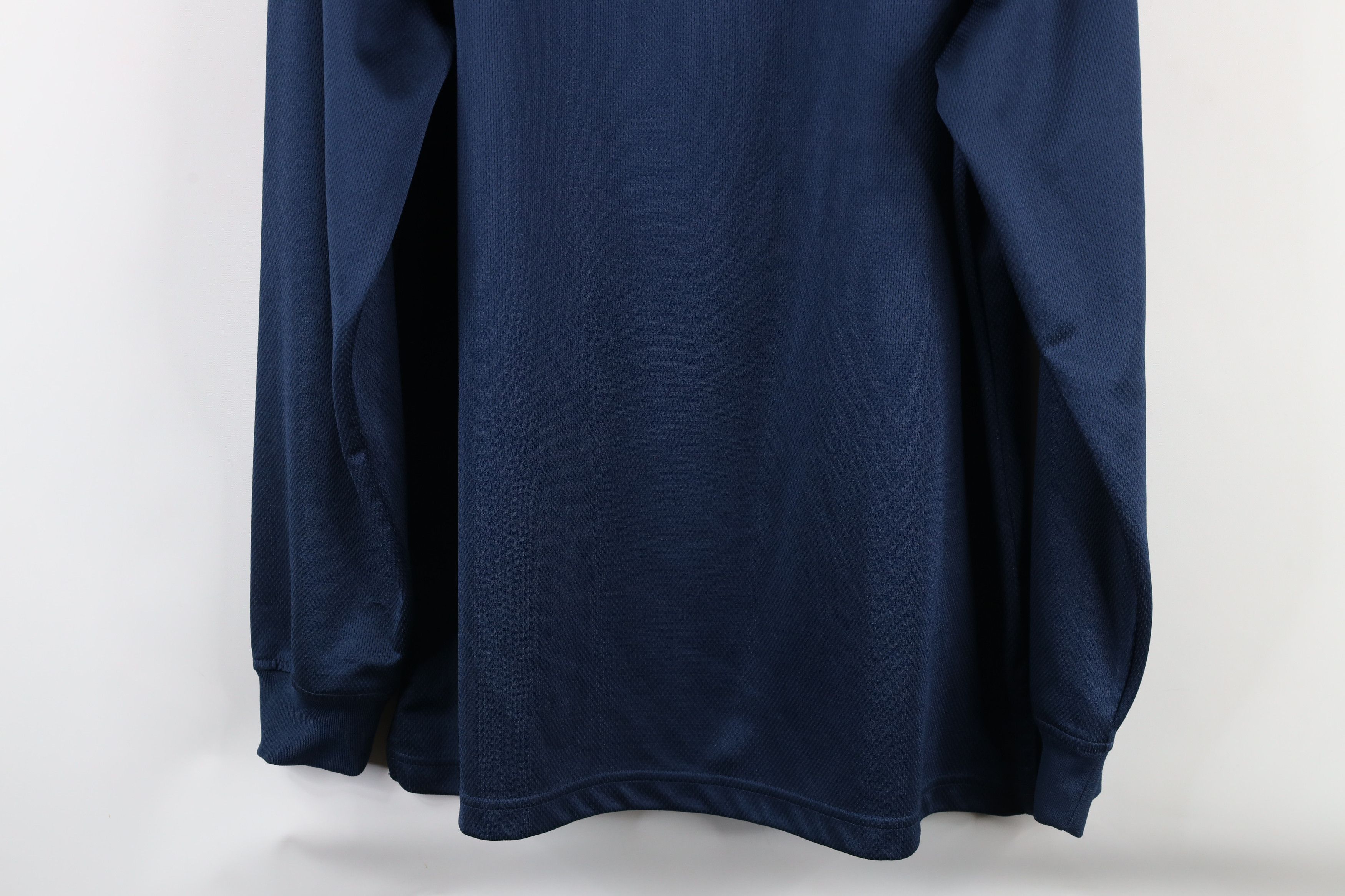 Vintage Vintage 90s University of Michigan Knit Long Sleeve T-Shirt Size US L / EU 52-54 / 3 - 9 Thumbnail