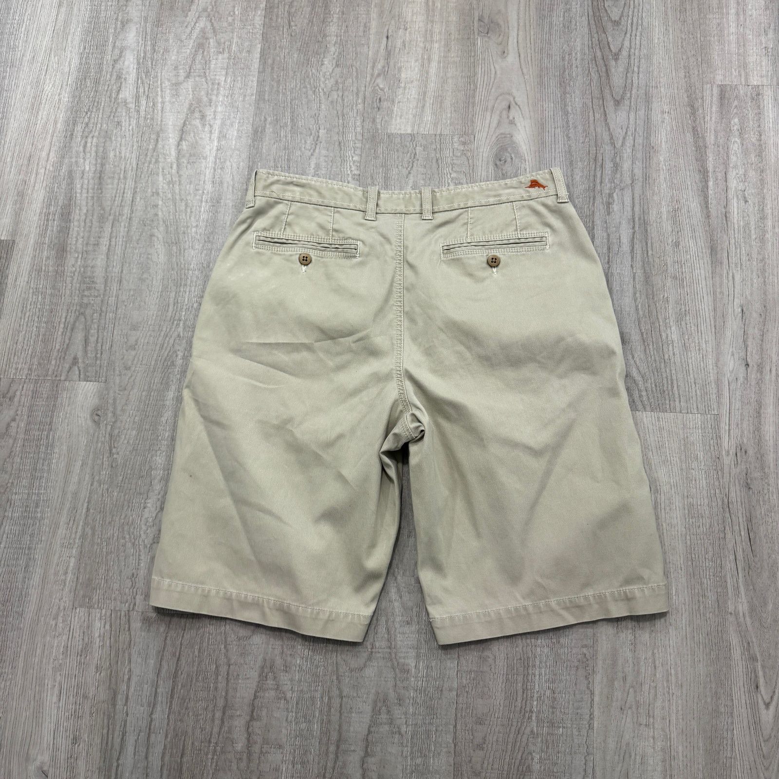 Tommy Bahama Tommy Bahama Chino Shorts Men's 33 Beige 11" Inseam Golf Size US 33 - 5 Thumbnail