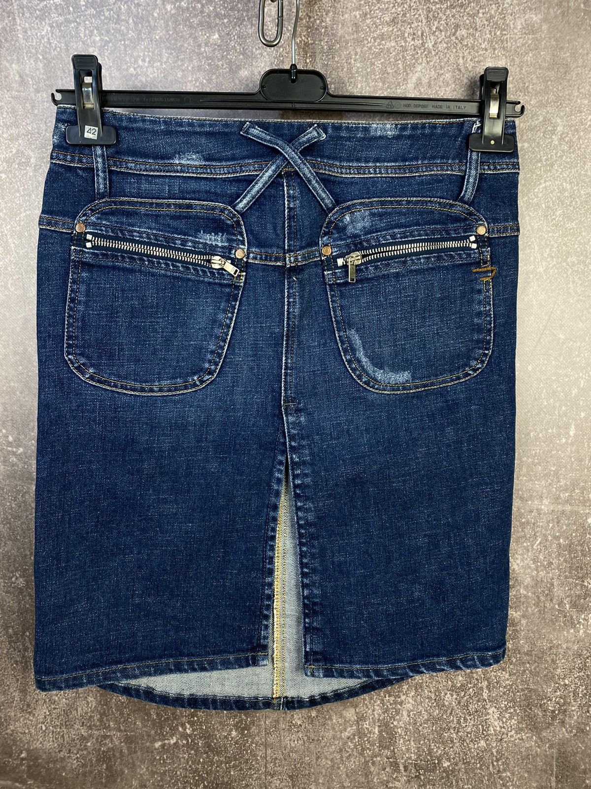 Diesel Vintage Diesel jeans Skirt Denim Opium Y2K Avant-Garde Size 26" / US 2 / IT 38 - 2 Thumbnail