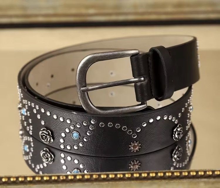 Japanese Brand MAPLE Leave Alloy Rivet Pu Leather Belt 122 cm Size 34 - 4 Thumbnail