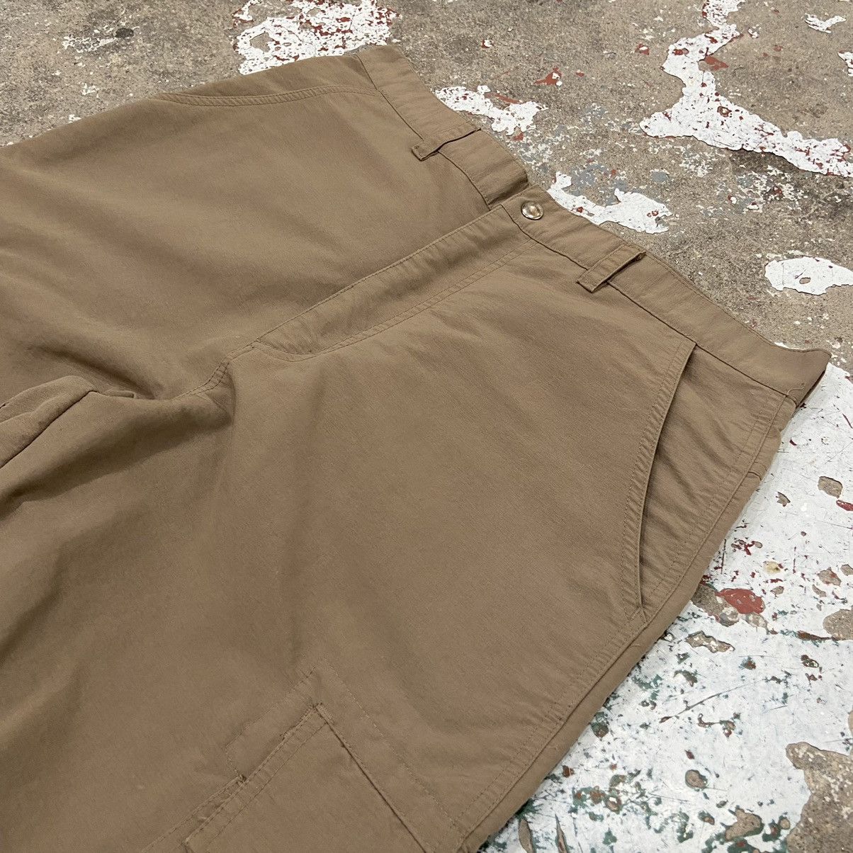 Vintage Vintage Brown Baggy Cargo Hiking Pants Size US 33 - 2 Thumbnail
