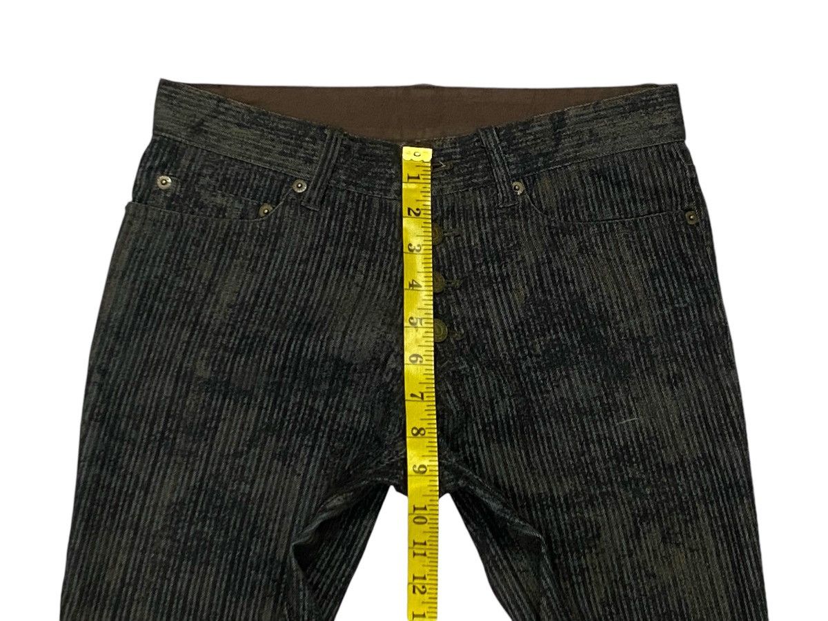Tornado Mart 💃Tornado Mart Flare Embossed Stripes Jeans Size US 28 / EU 44 - 17 Thumbnail