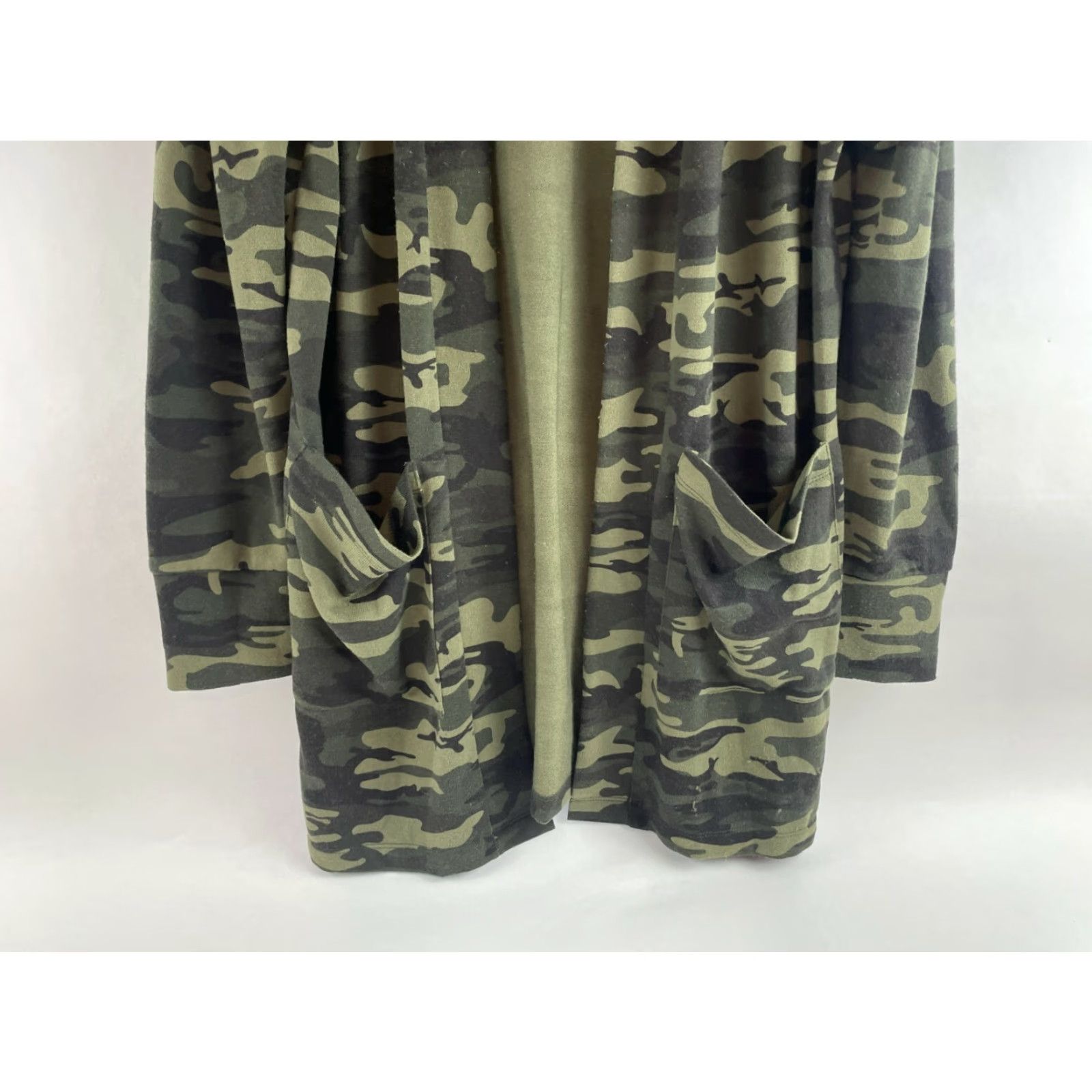 Sanctuary Sanctuary Sweater Cardigan Women’s Size S MultiCam Camouflage Long Sleeve Knit Polyester Spandex Breathable Modern Outdoor Shirt? Size S / US 4 / IT 40 - 3 Thumbnail