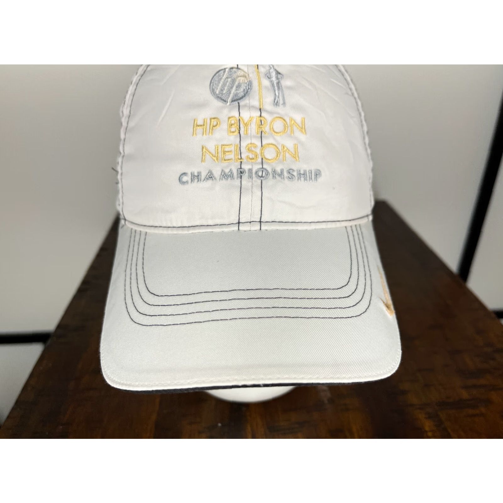 Nike Nike Golf Hat Cap Strap Back Adult OS White Poly Nike Golf Hat Cap OS White Polyester Knit Strap Back Adjustable Mens Golf Hat Size ONE SIZE - 3 Thumbnail