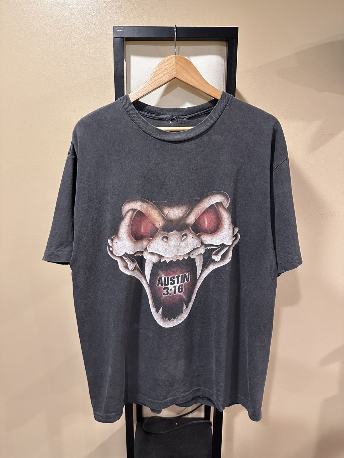 Vintage Vintage Stone Cold Steve Austin Don’t Trust Anybody WWF Tee Size US XL / EU 56 / 4 - 14 Thumbnail