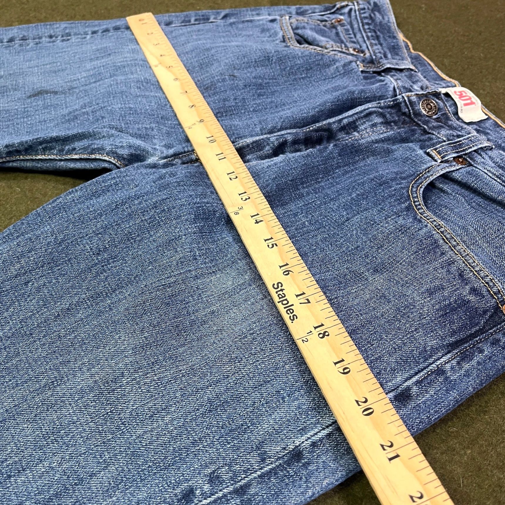 Levi's Levi's Mens Jeans 501 Blue Original Fit Straight Leg Denim Zip Fly 34 Regular Mens Size US 32 / EU 48 - 5 Thumbnail