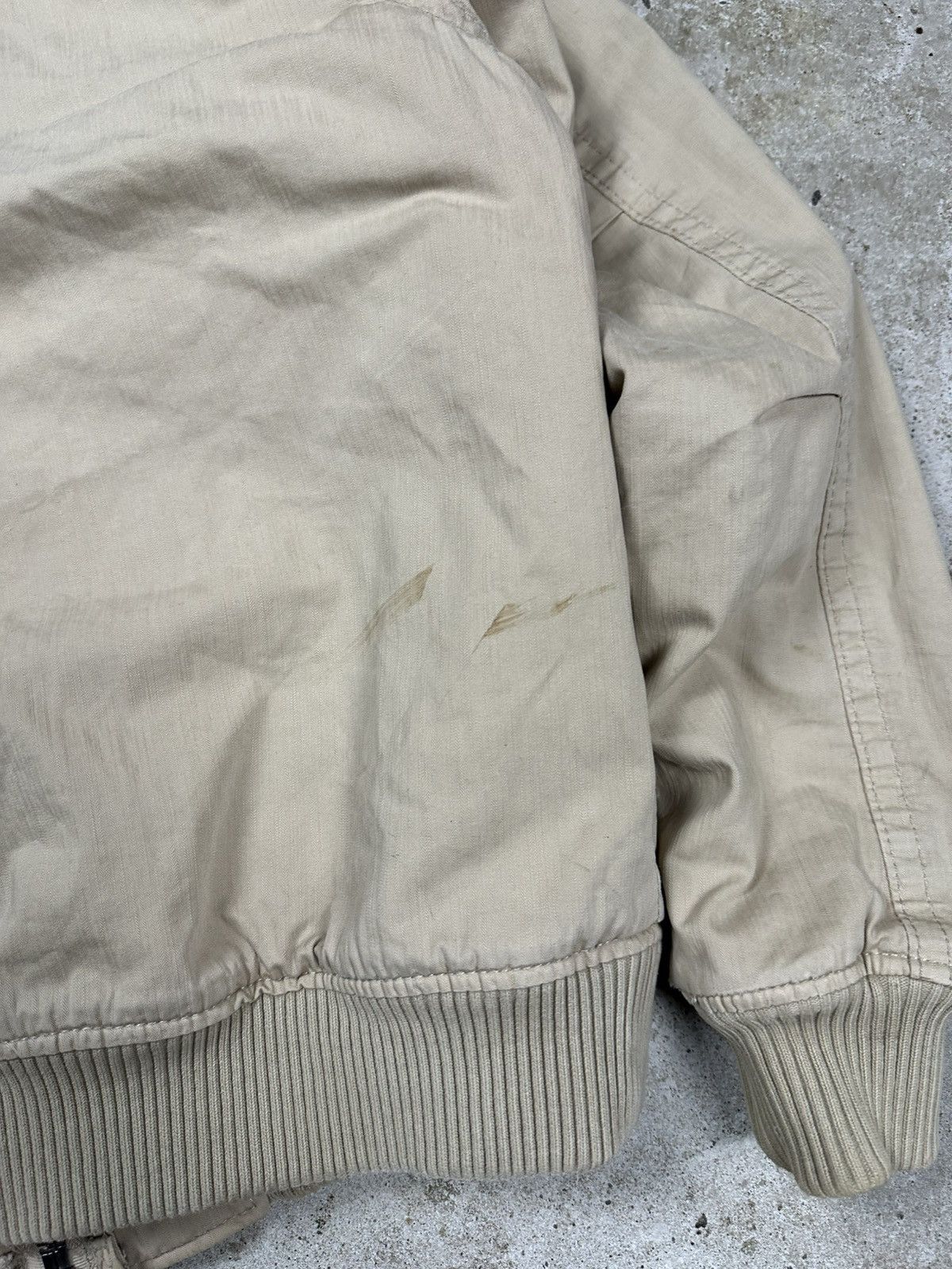 Tommy Hilfiger Vintage Y2K Tommy Hilfiger Beige Distressed Utility Bomber Size US S / EU 44-46 / 1 - 16 Thumbnail