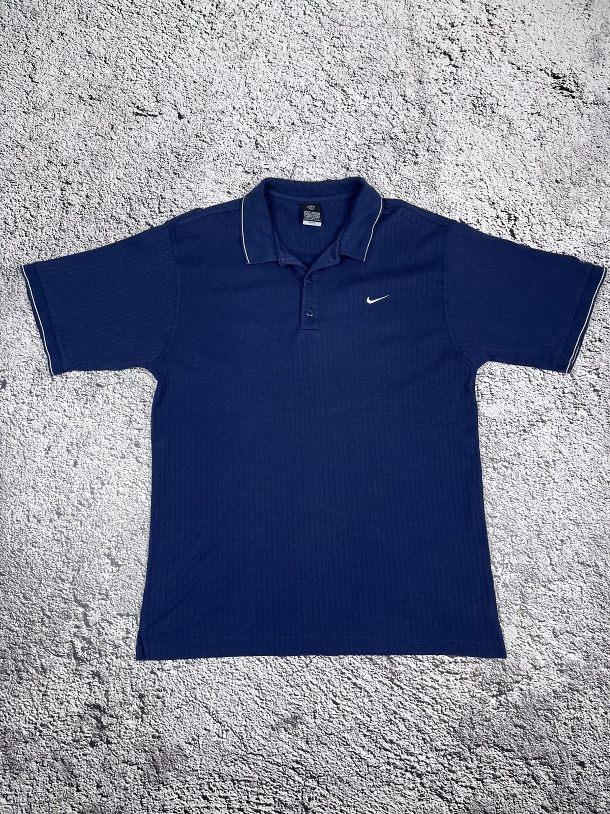 Nike Vintage Nike Golf Polo Shirt Medium streetwear rare Size US M / EU 48-50 / 2 - 1 Thumbnail