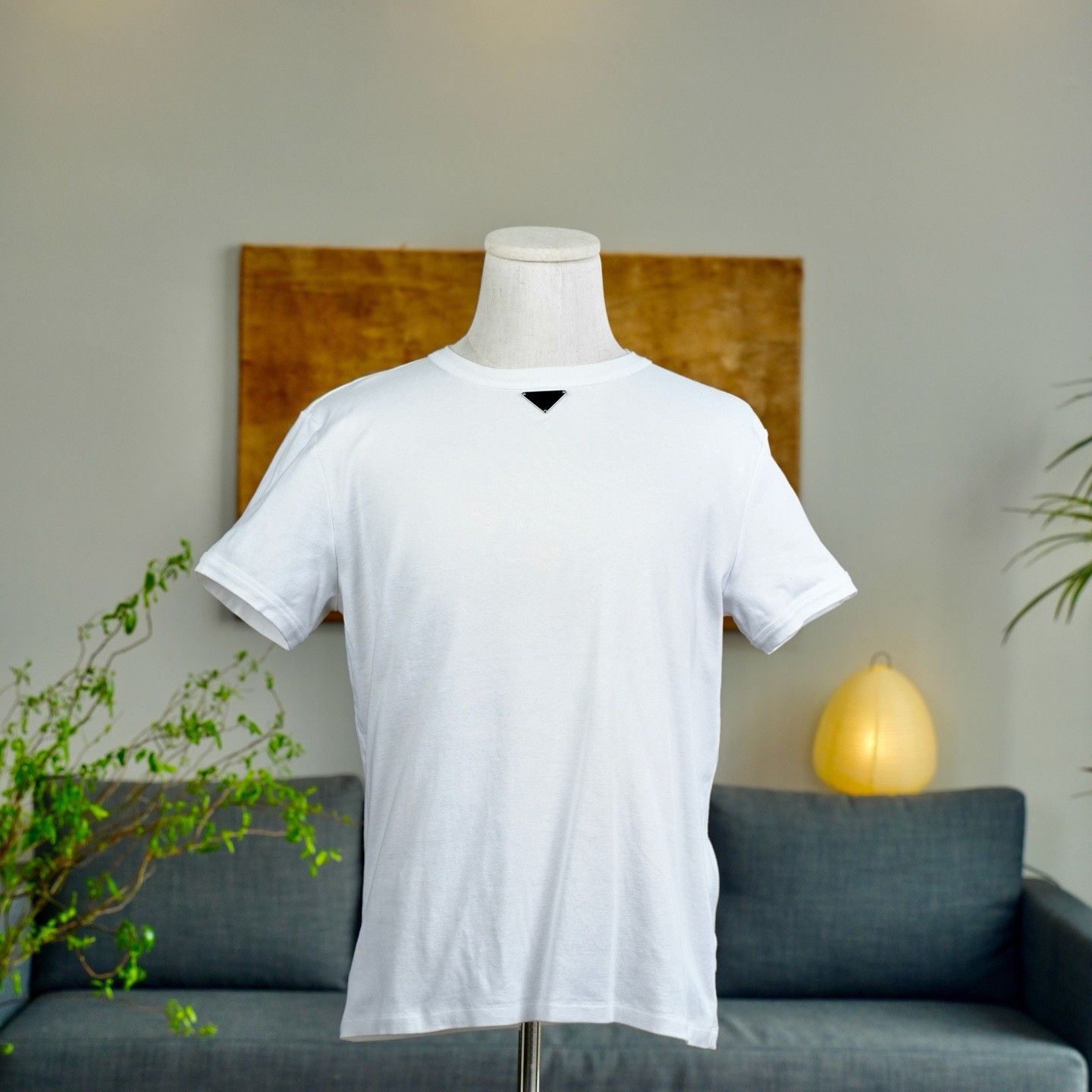 Prada Prada White T-Shirt xl Men Size US XL / EU 56 / 4 - 1 Thumbnail