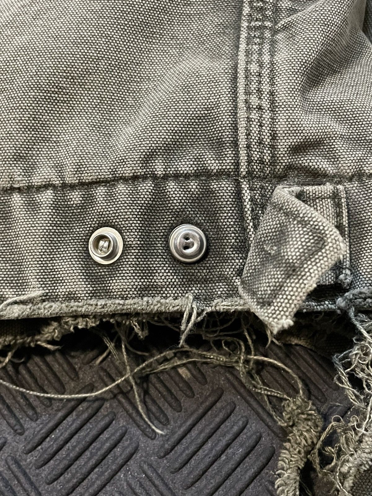 Carhartt J97 Vintage Thrashed Moss Green Carhartt Detroit Jacket Size US M / EU 48-50 / 2 - 9 Thumbnail