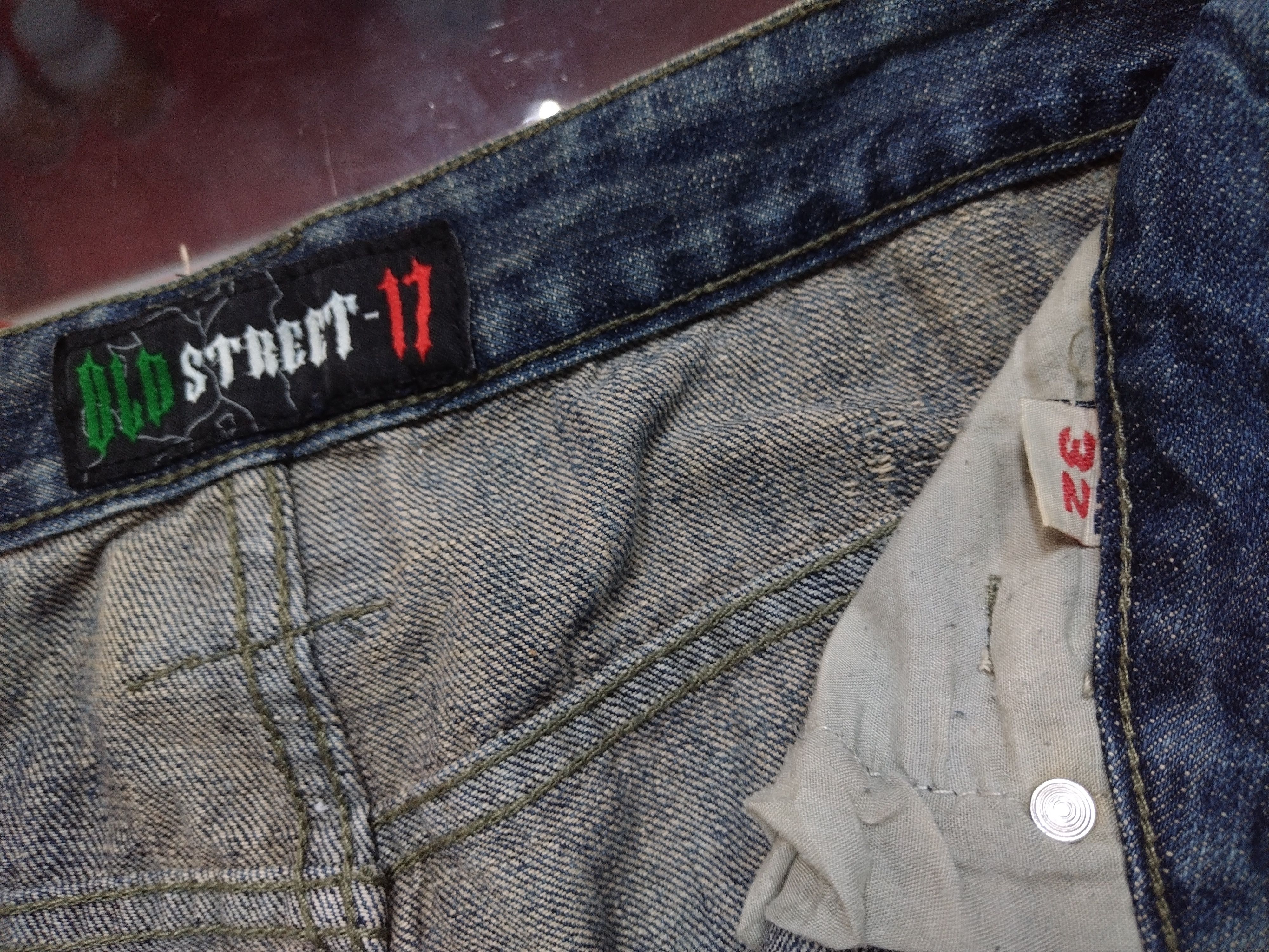 Le Grande Bleu (L.G.B.) 💥Distressed Dieboolu old street chrome hearts design Jeans Size US 32 / EU 48 - 17 Thumbnail