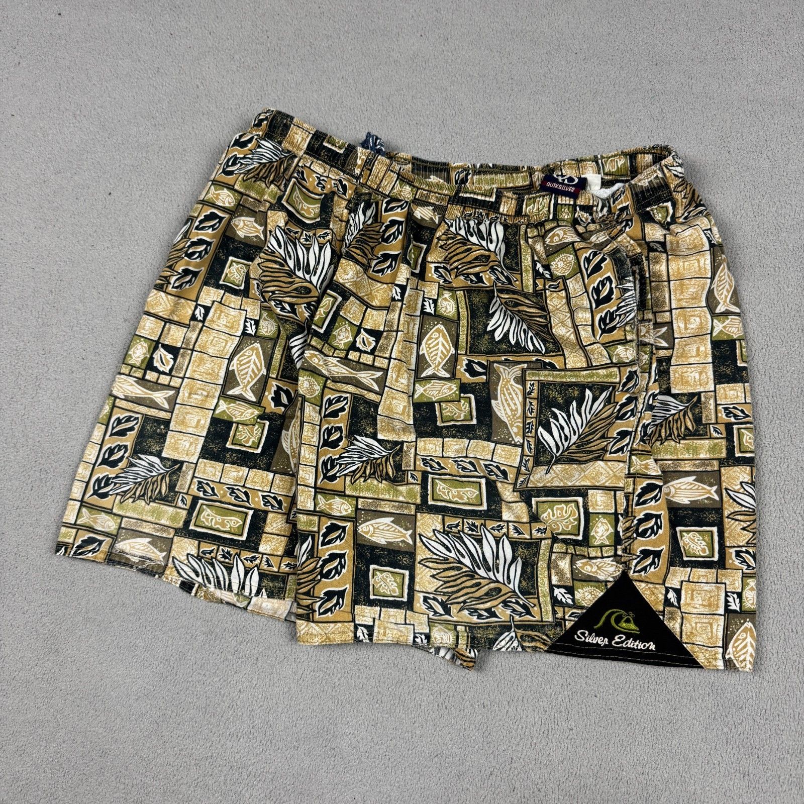 Quiksilver Vintage Quiksilver Silver Edition Made in USA Swim Trunks L Size US 34 / EU 50 - 1 Thumbnail