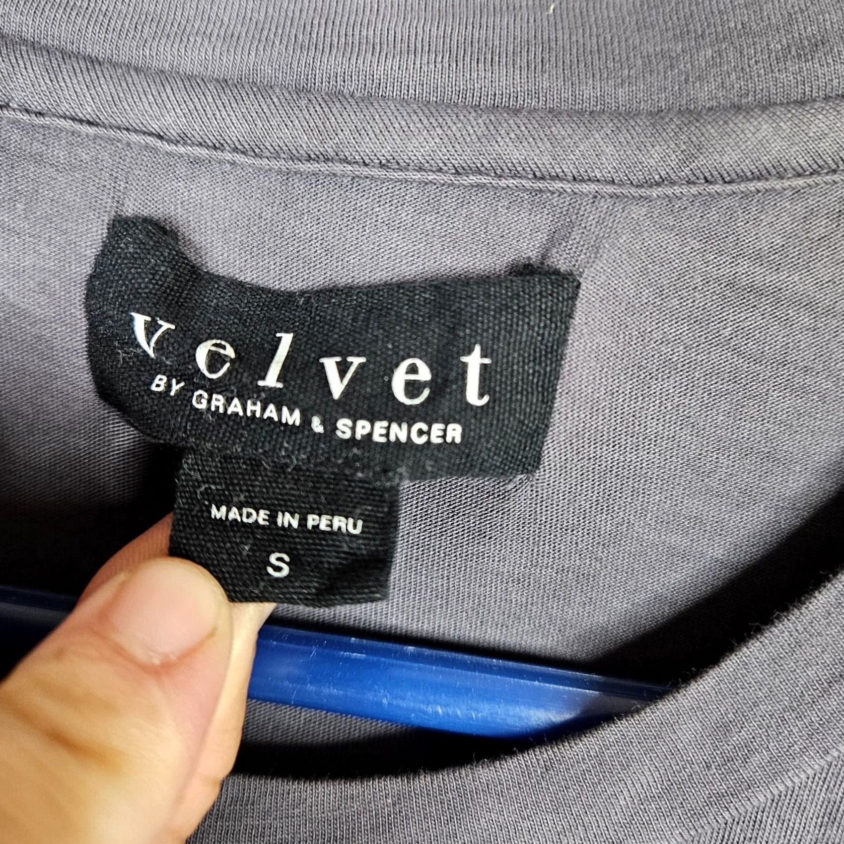 Velvet Velvet by Graham & Spencer Men’s Dark Gray Long Sleeve Tee S Crew Neck Cotton Jersey Logo Regular Fit Vintage: No Size US S / EU 44-46 / 1 - 3 Thumbnail