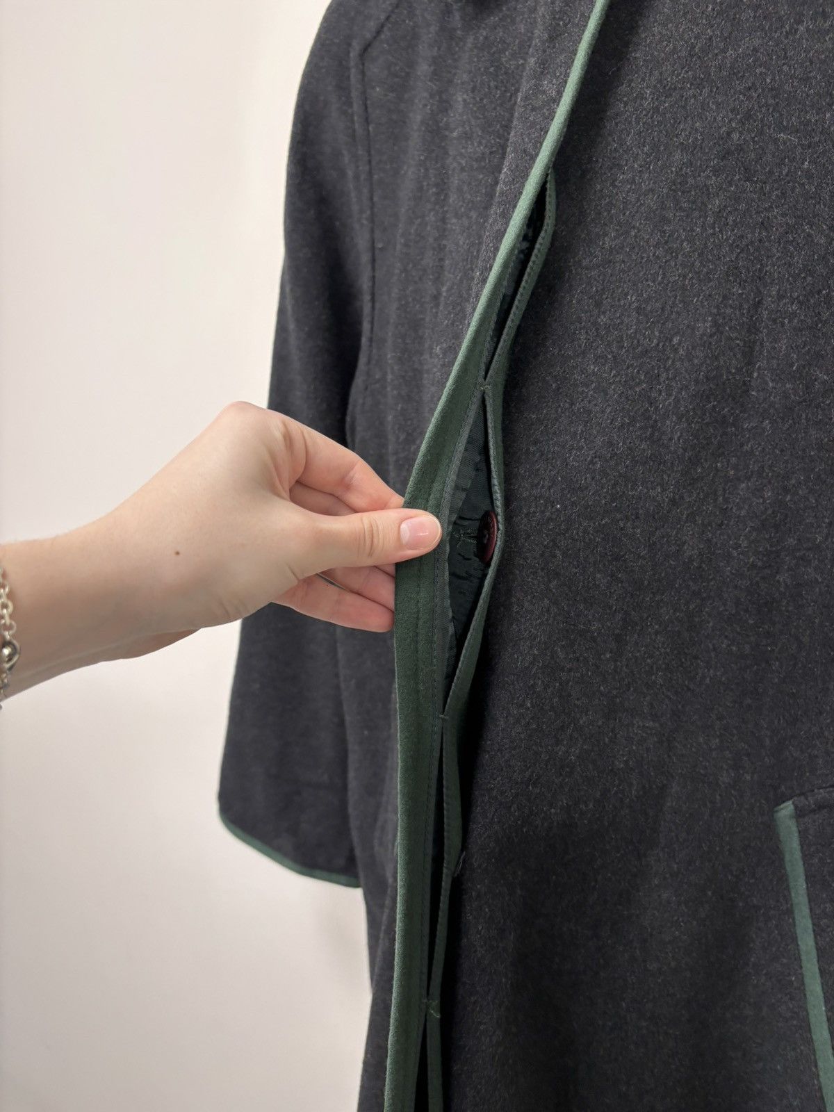 Other Vintage Lodenfrey Women’s Charcoal Grey Black Wool Coat Size L / US 10 / IT 46 - 10 Thumbnail
