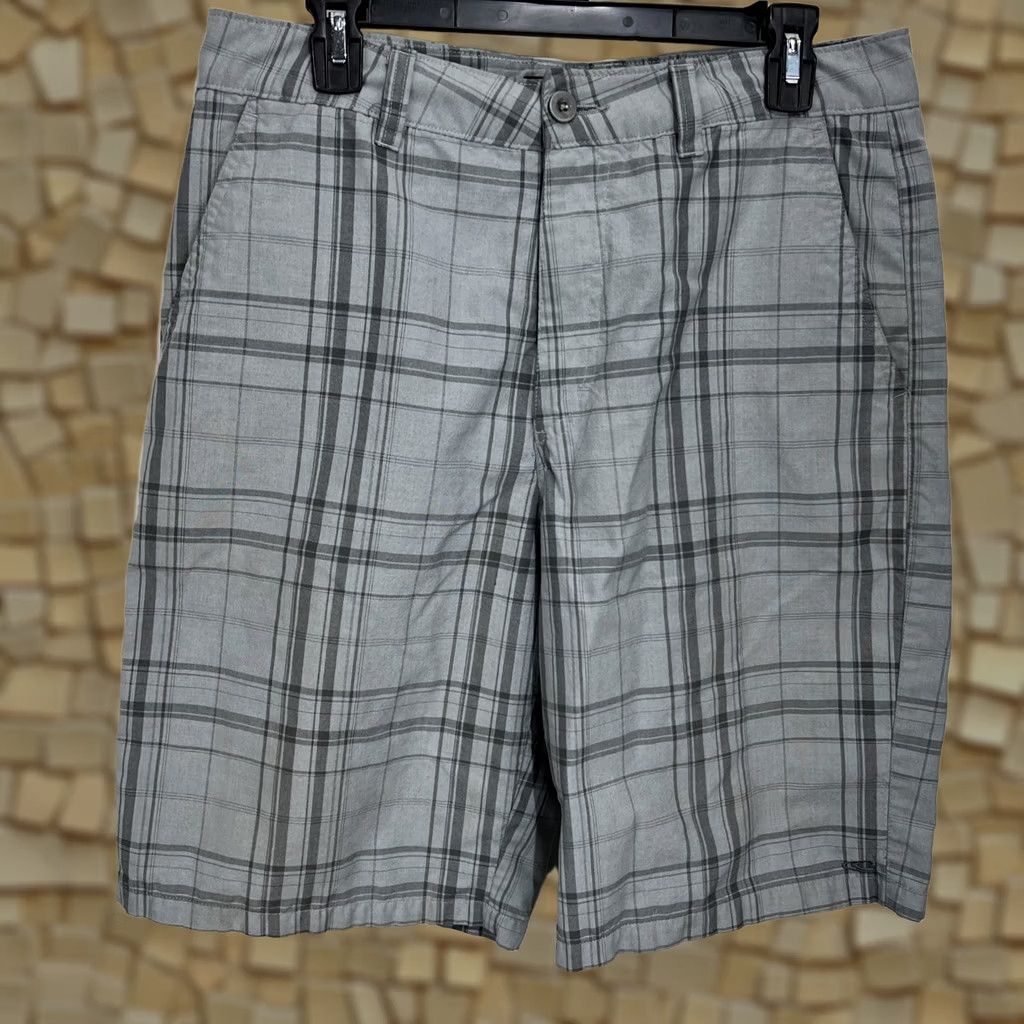 O'Neill O'Neill Mens First In Last Out Grey Black Plaid Shorts Sz 32 Casual Cargo Pockets Belt Loops Regular Rise 10-12 In Polyester/Viscose Summer Spring Men Size US 32 / EU 48 - 1 Thumbnail