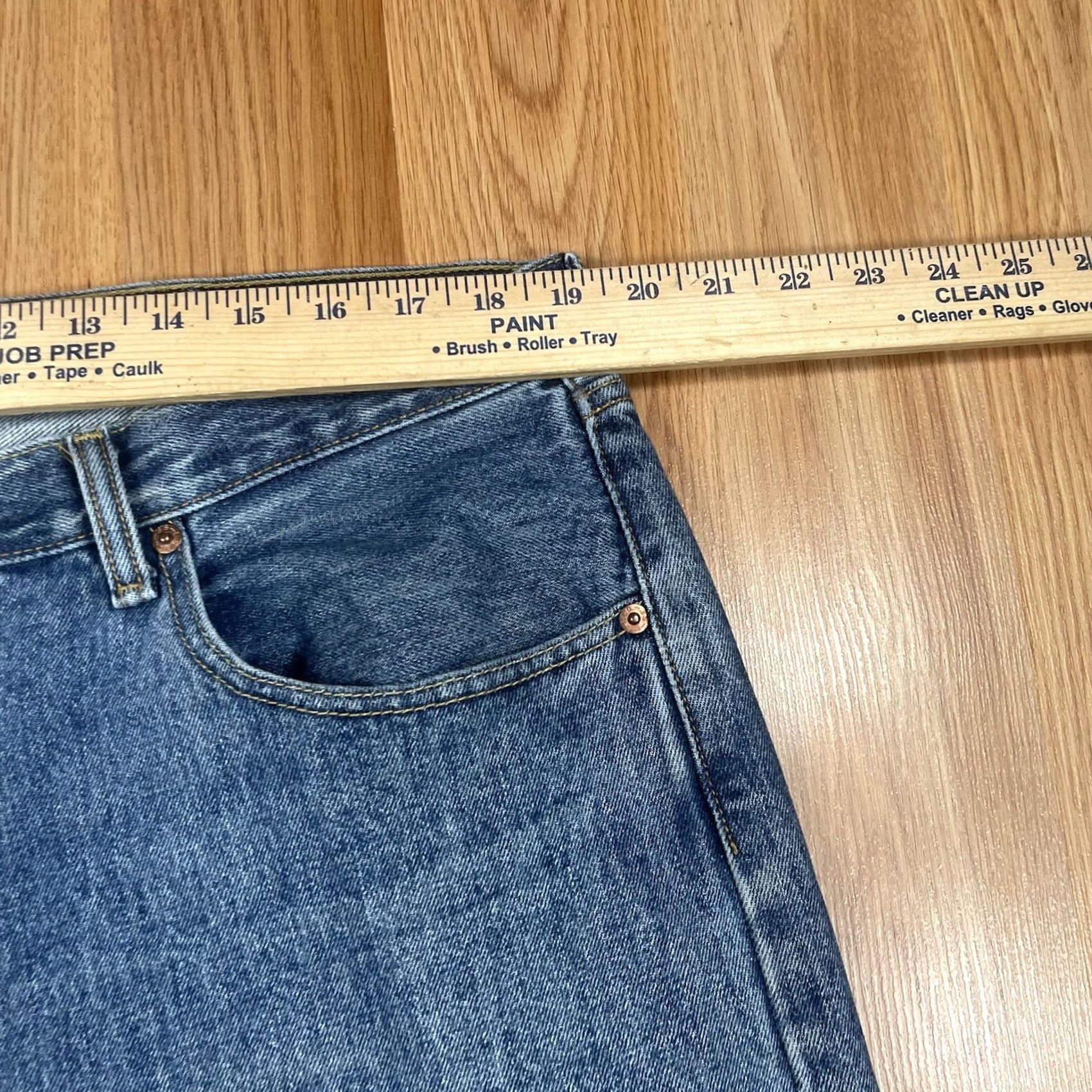 Levi's LEVI'S 501 Straight Leg Jeans Men’s 38Wx32L Blue Denim Button Fly 100% Cotton Size US 38 / EU 54 - 4 Thumbnail