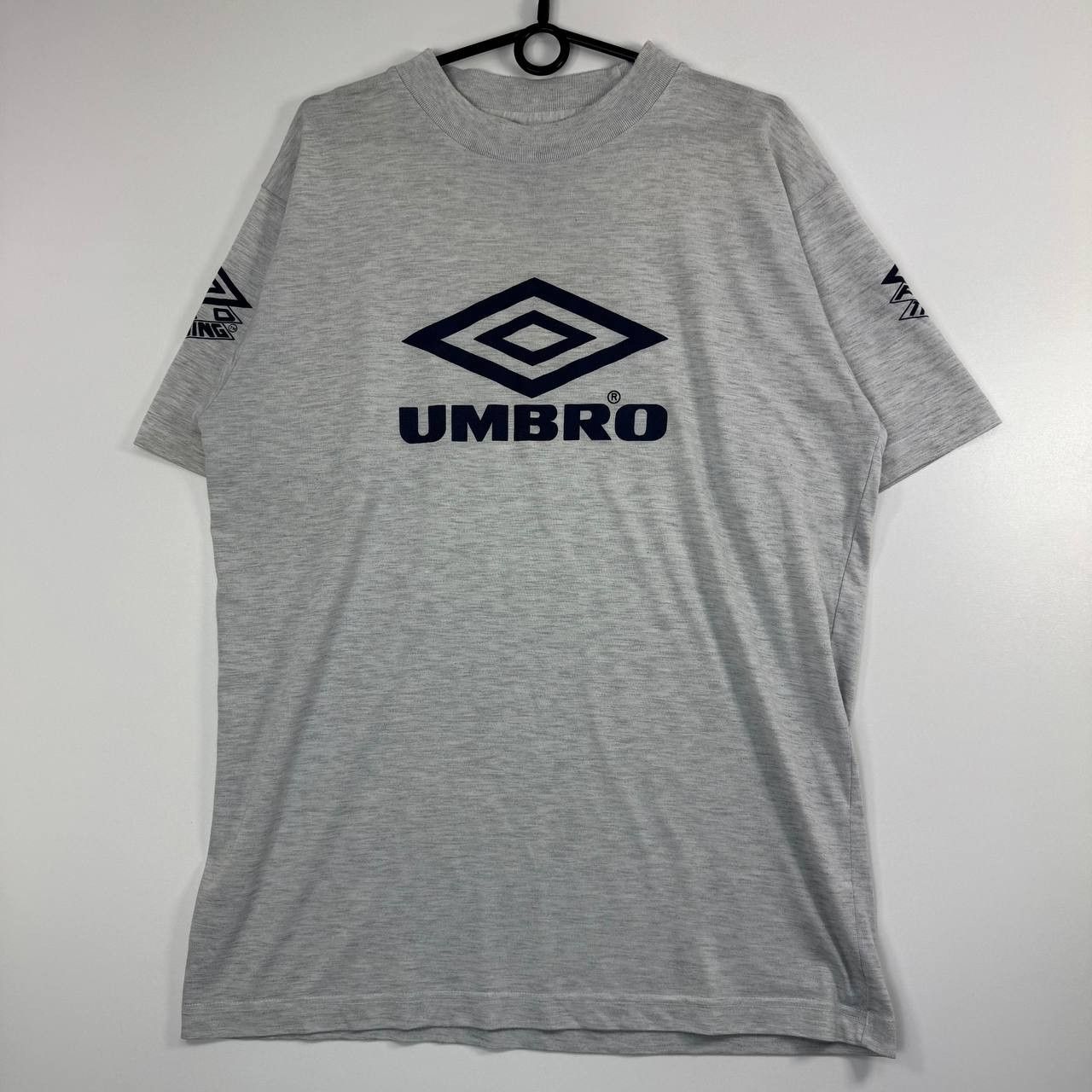 Umbro Umbro Spell Out T-Shirt Grey Logo Tee Mens Size L Size US L / EU 52-54 / 3 - 1 Thumbnail