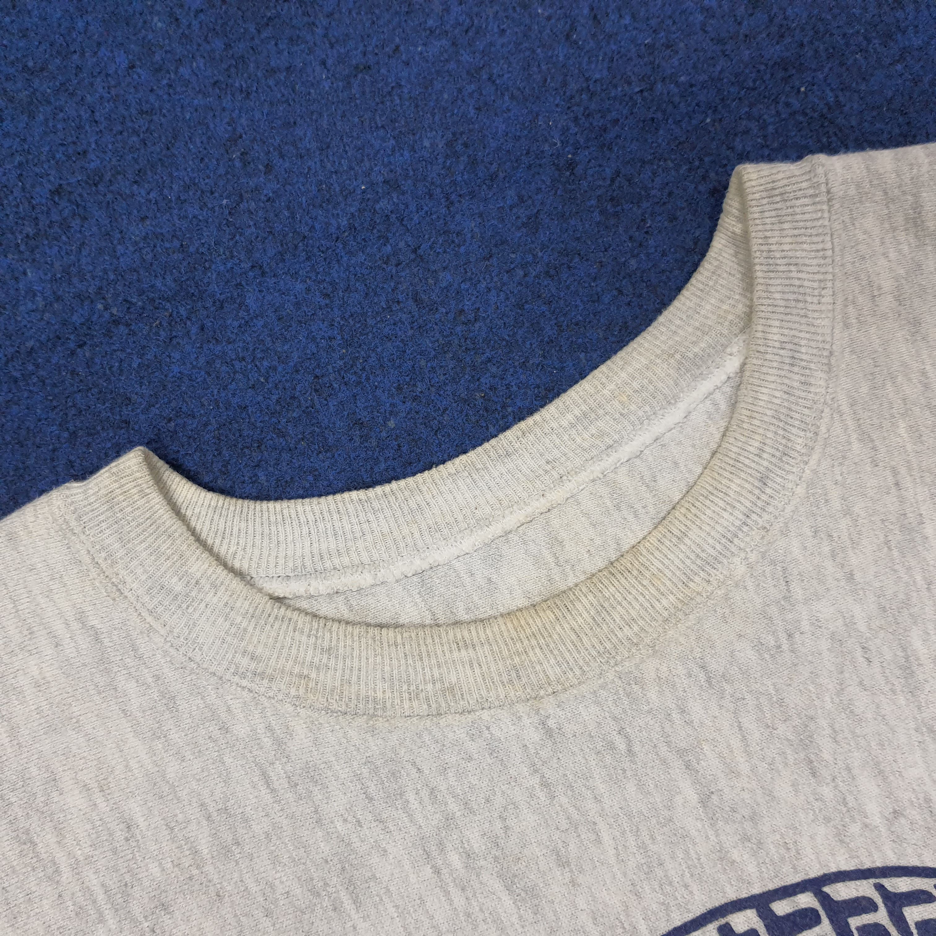 Champion Vintage Champion P.D.S Football Team Sweatshirt C254N16 Size US XL / EU 56 / 4 - 4 Thumbnail