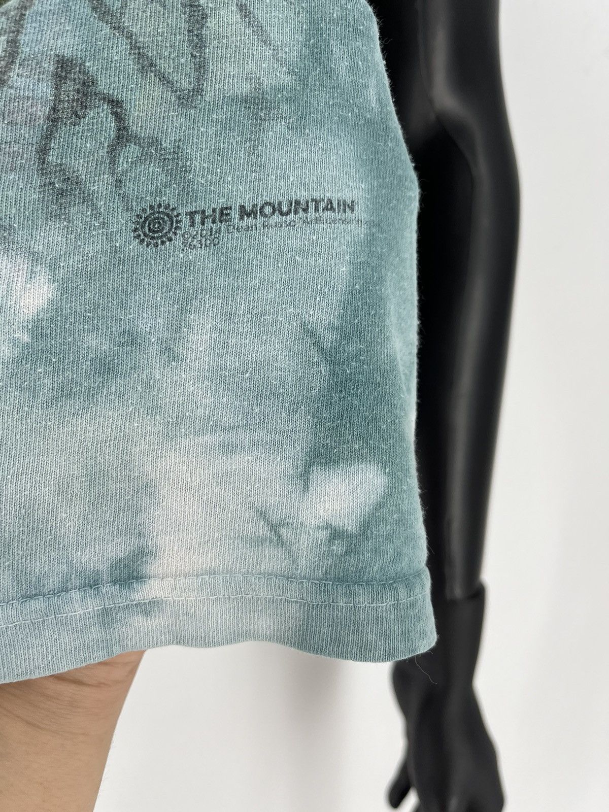 The Mountain × Vintage Vintage Y2K The Mountain Giraffe Tye Dye Over T-Shirt Size S Size US S / EU 44-46 / 1 - 7 Thumbnail