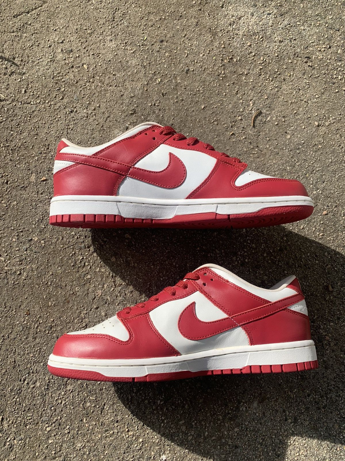 Nike NEW 2004 Vintage Nike Dunk Low St Johns OG Varsity Red Size US 8.5 / EU 41-42 - 2 Thumbnail