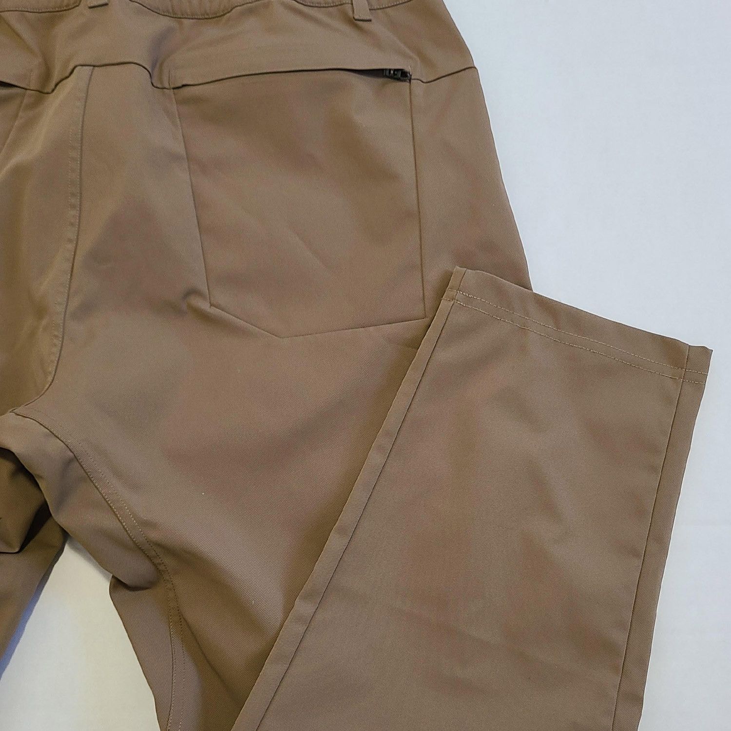 Lululemon Lululemon Tech Utility Mile View Pants Men's Sz 34 Khaki EUC Size US 34 / EU 50 - 10 Thumbnail