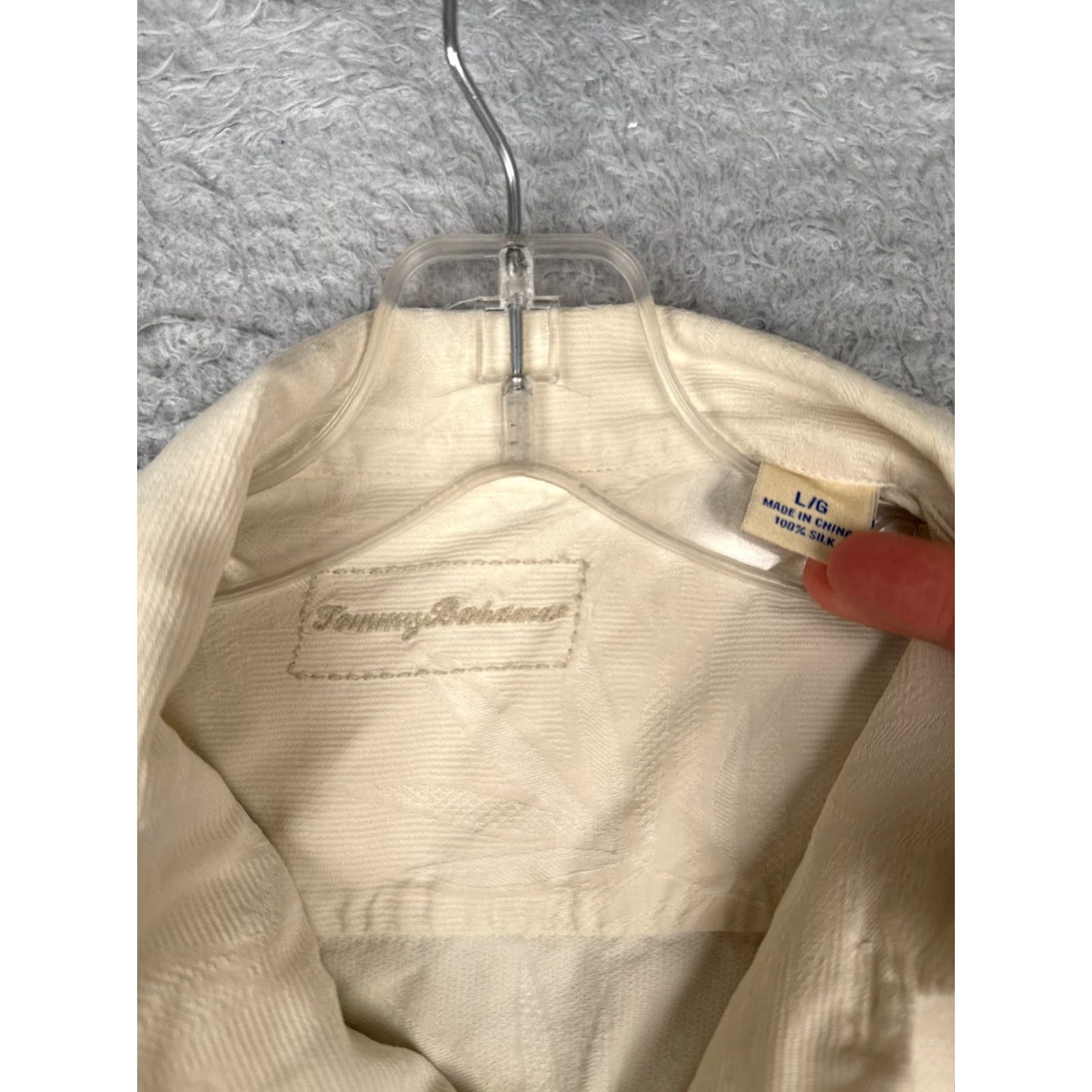 Tommy Bahama Tommy Bahama Shirt Men Large Ivory Floral Silk Button Up Hawaiian Embroidered Size US L / EU 52-54 / 3 - 6 Thumbnail